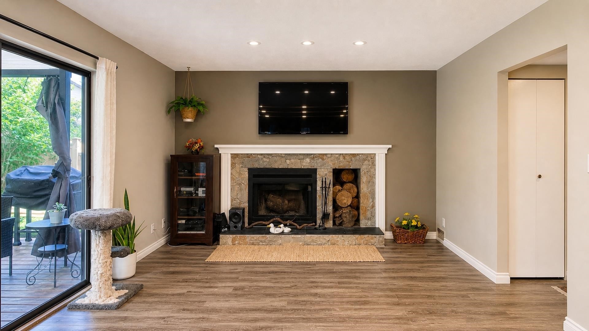 2961 Walton Avenue, Coquitlam, BC