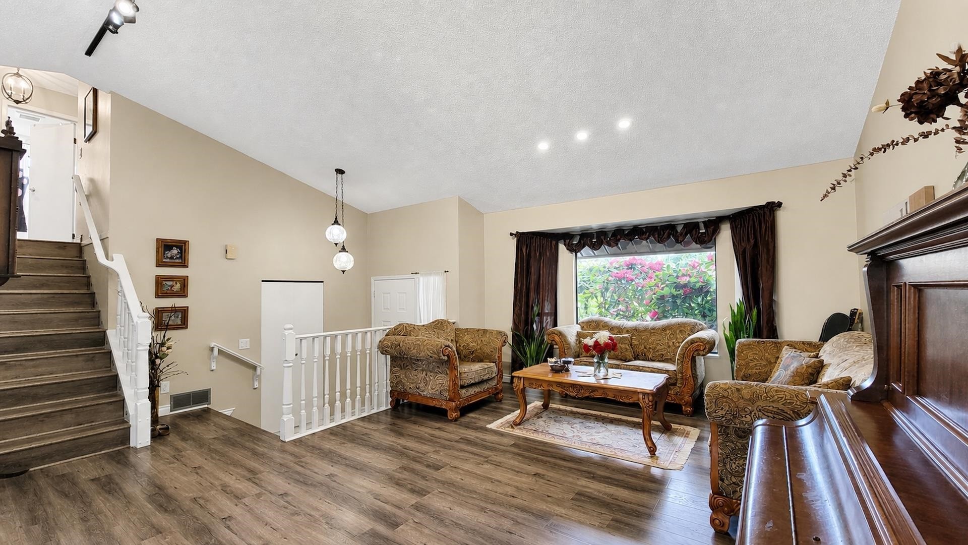 2961 Walton Avenue, Coquitlam, BC