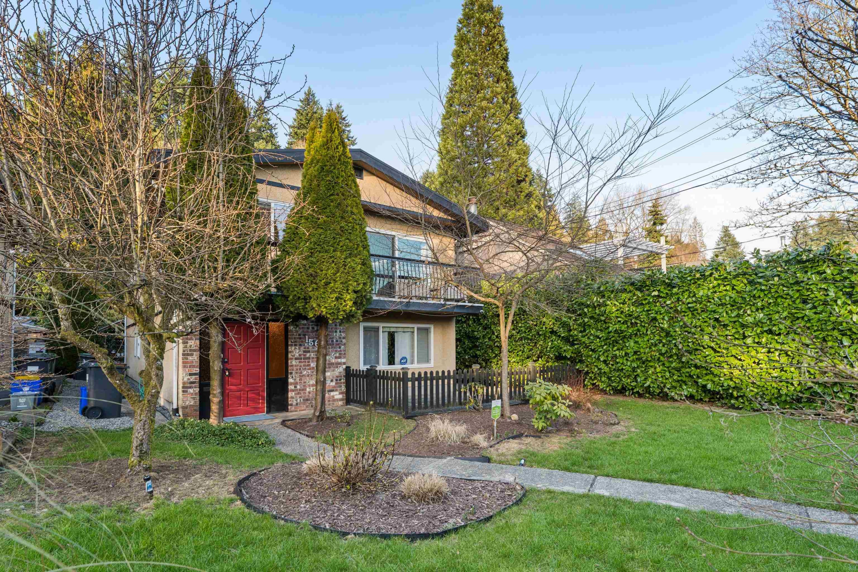 1564 Hope Road, North Vancouver, BC