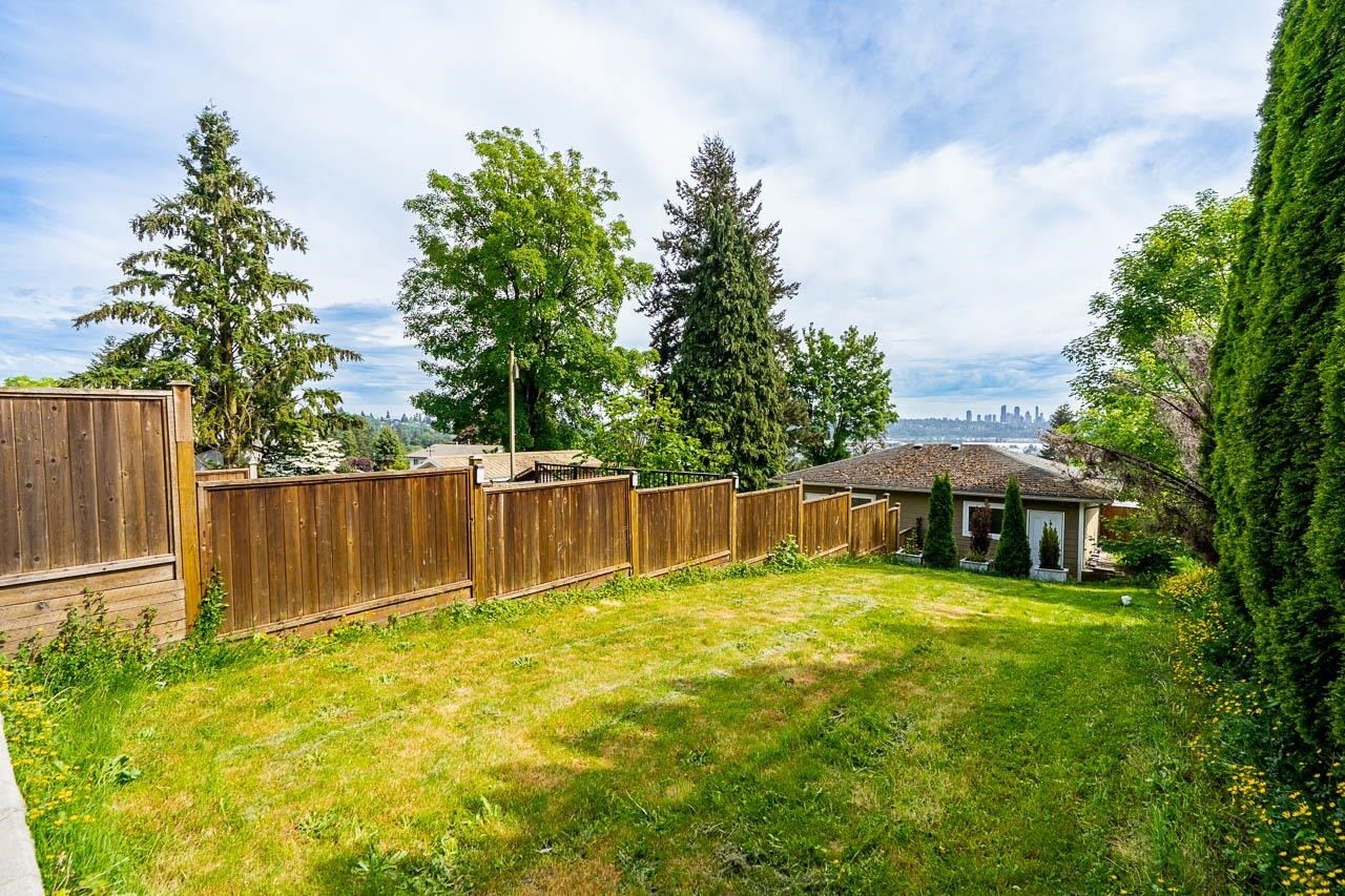 1124 Rochester Avenue, Coquitlam, BC