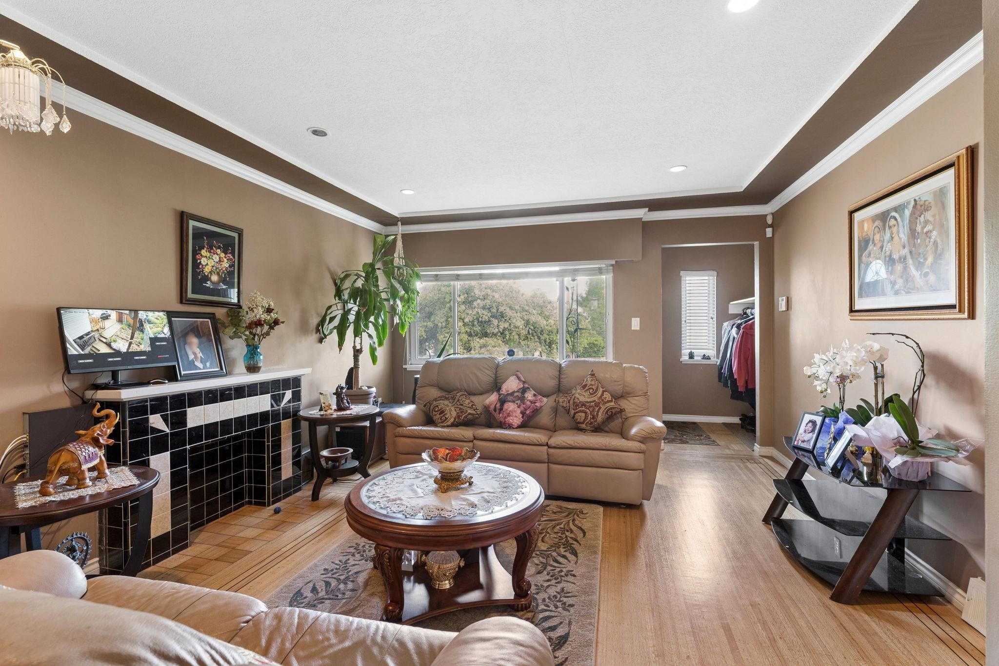 2248 Mannering Avenue, Vancouver, BC