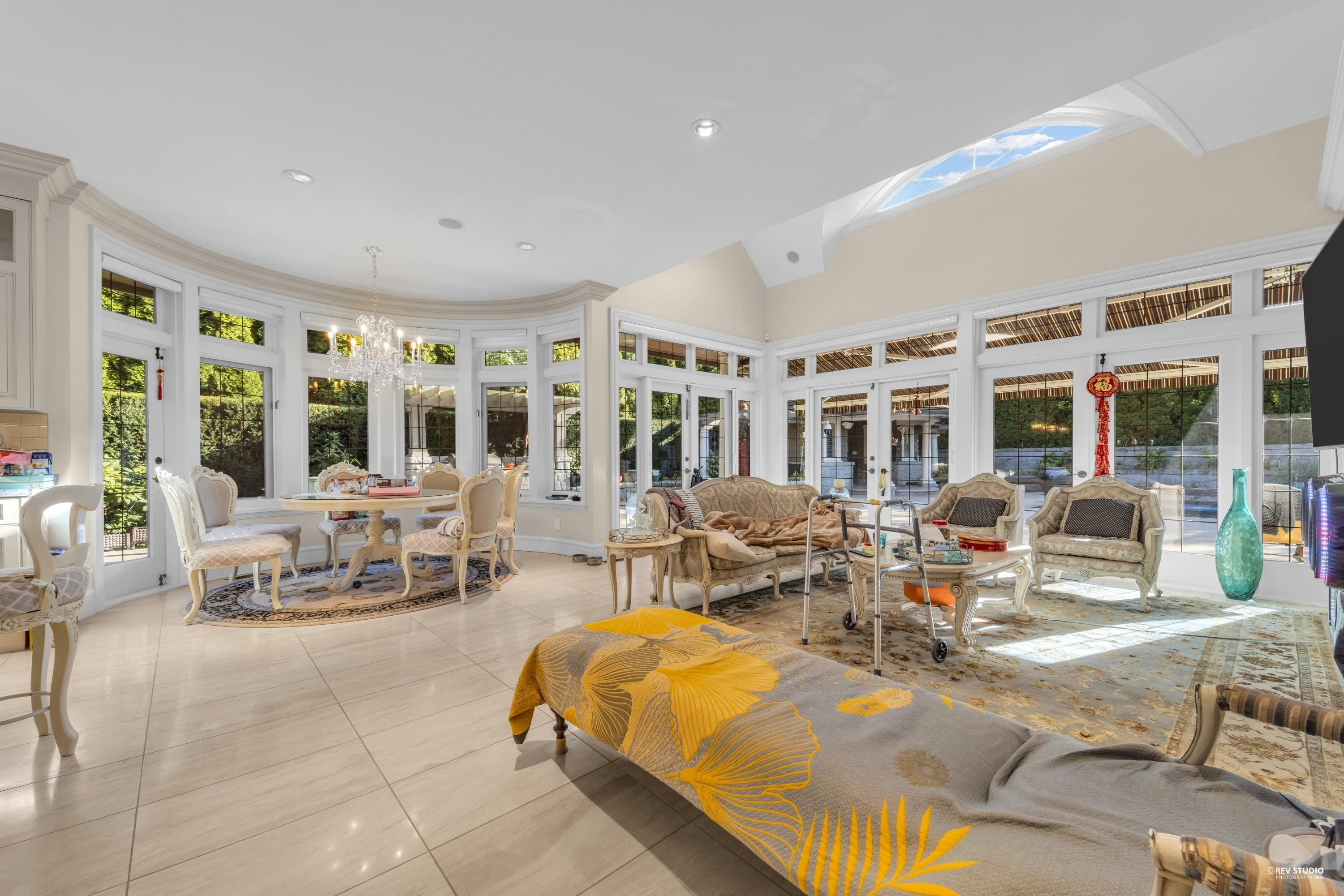 5730 College Highroad, Vancouver, BC