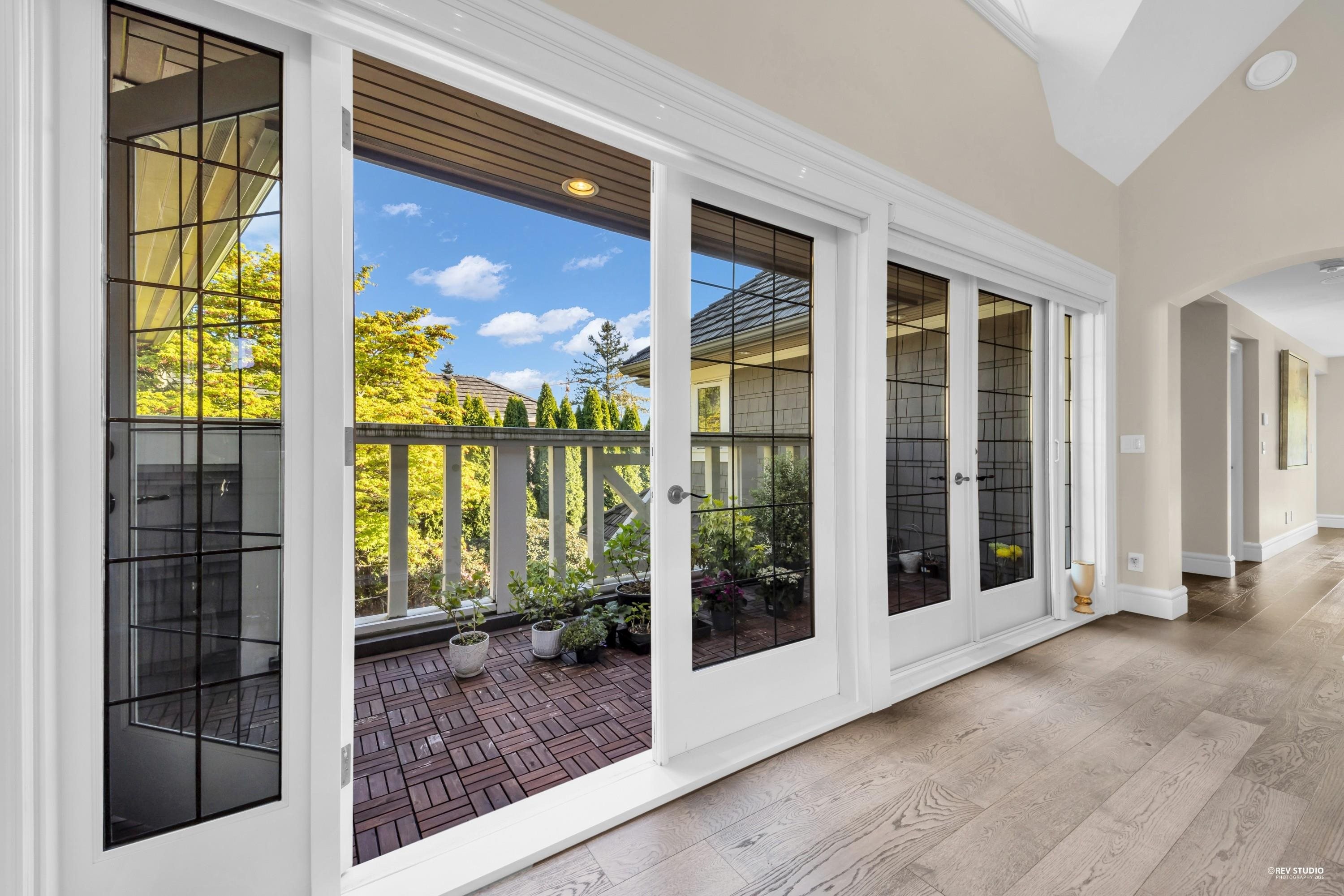 5730 College Highroad, Vancouver, BC