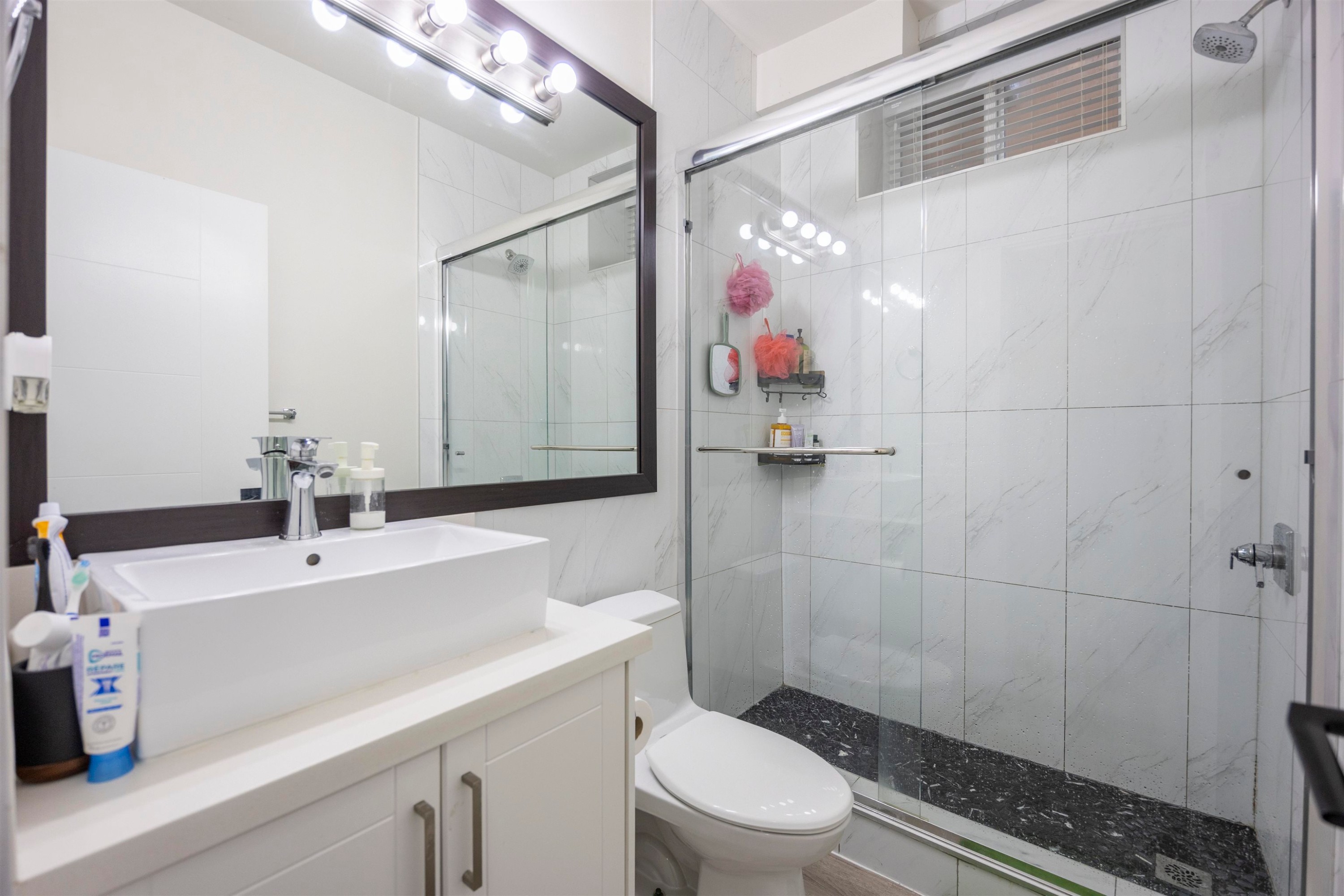 3123 7Th Avenue E, Vancouver, BC