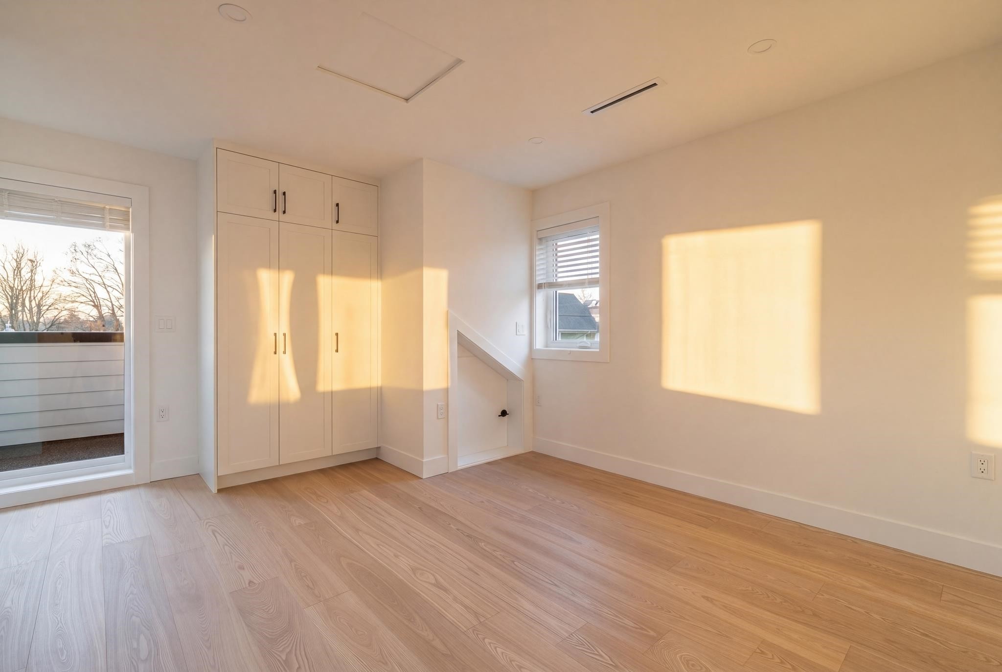 2055 4Th Avenue E, Vancouver, BC