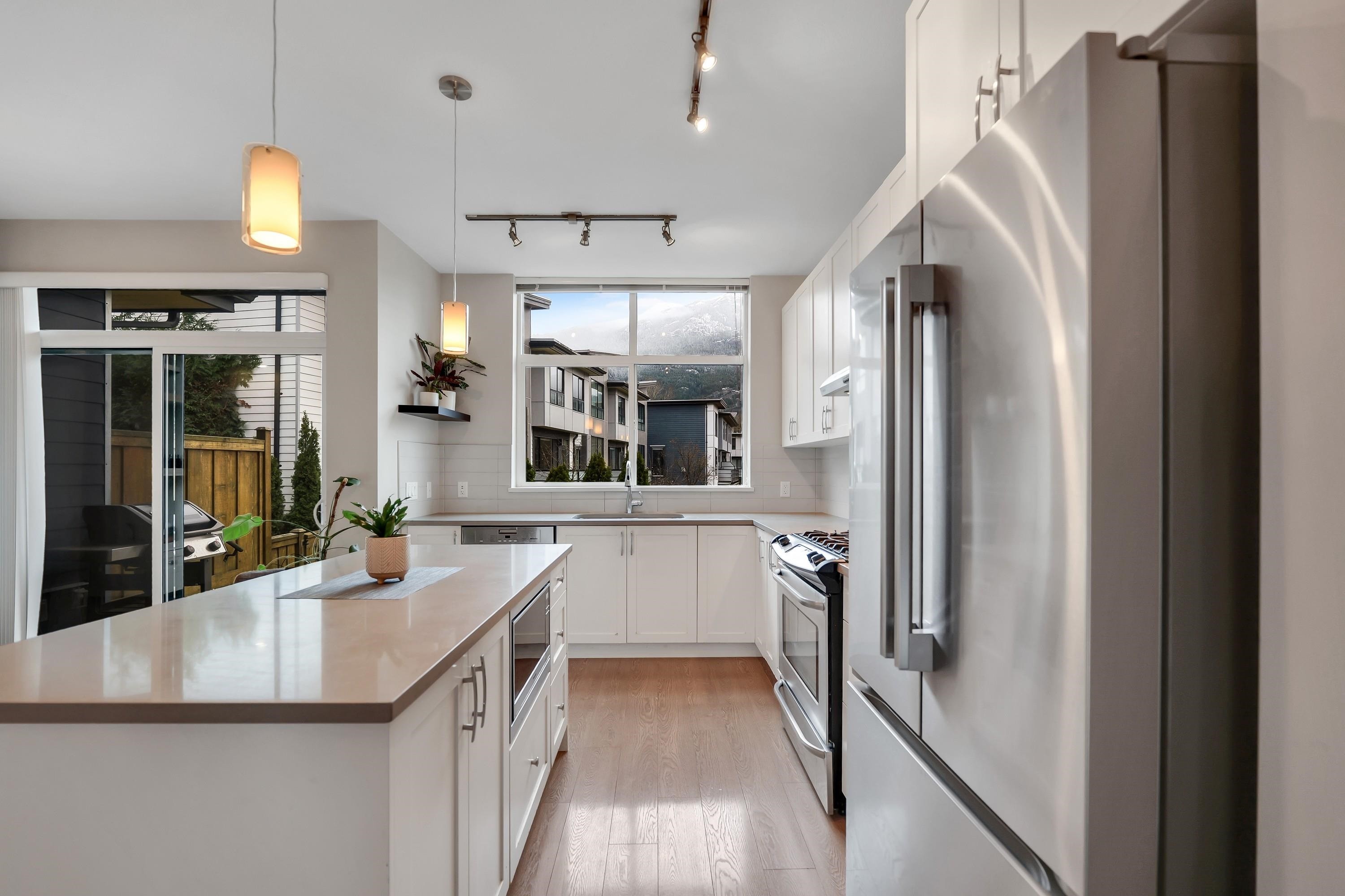 38375 Eaglewind Boulevard, Squamish, BC