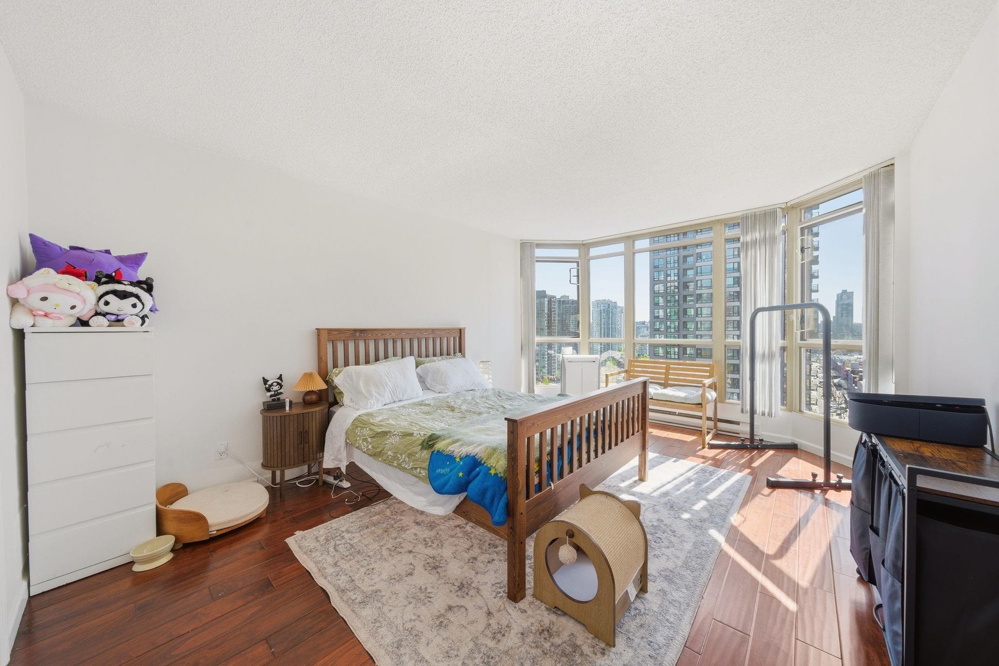 1705-867 Hamilton Street, Vancouver, BC