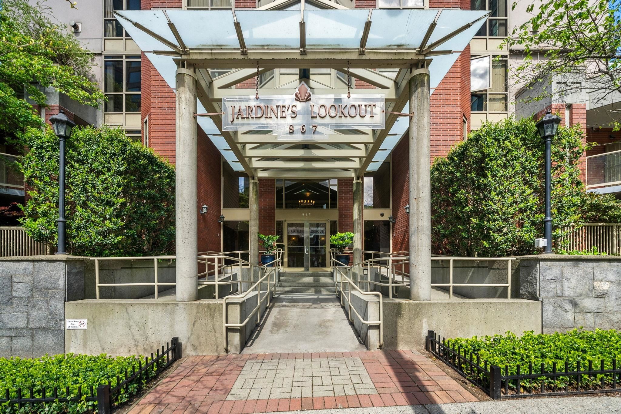1705-867 Hamilton Street, Vancouver, BC
