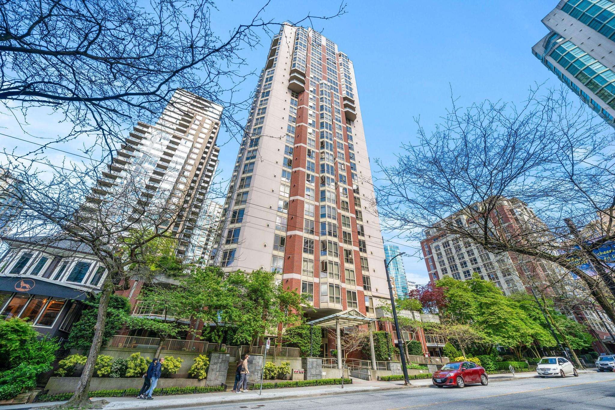 1705-867 Hamilton Street, Vancouver, BC