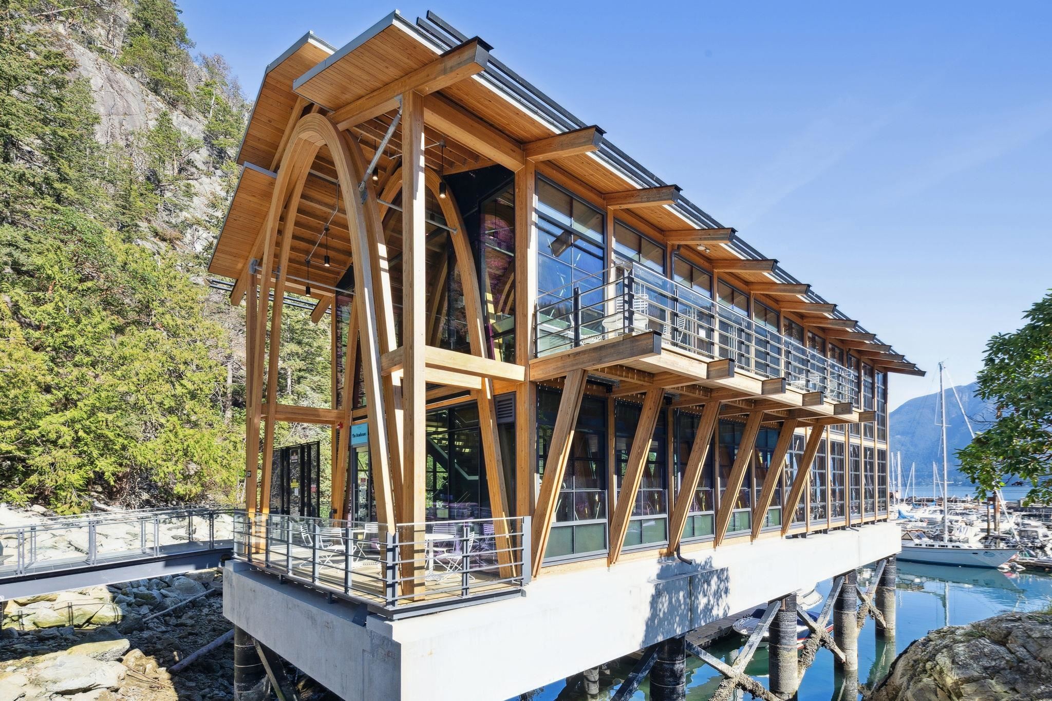 703-6687 Nelson Avenue, West Vancouver, BC