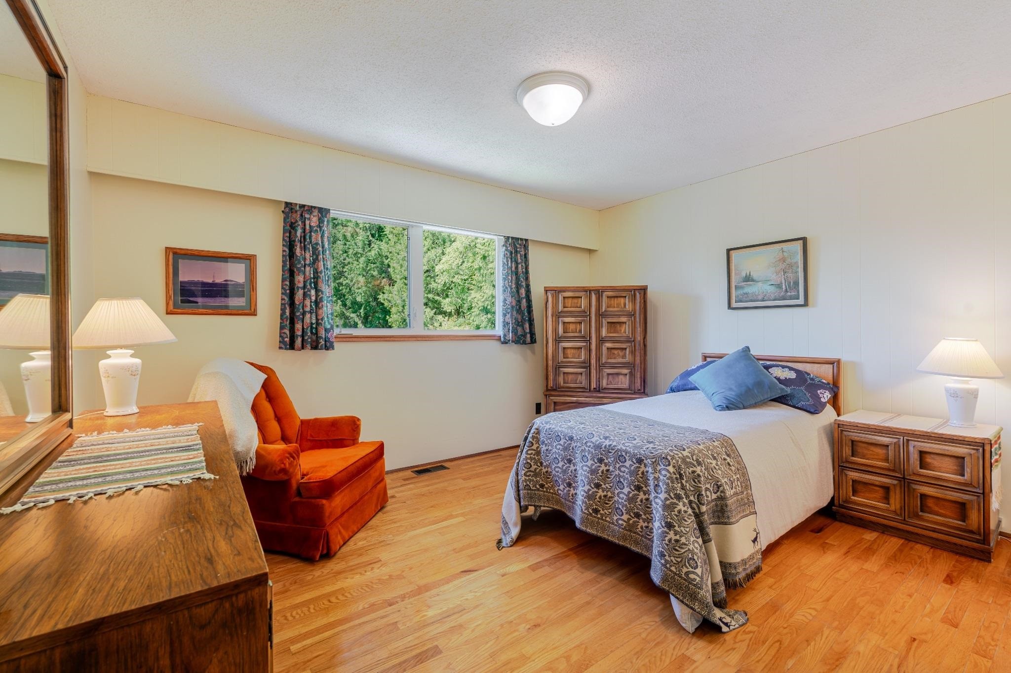 5756 Cranley Drive, West Vancouver, BC