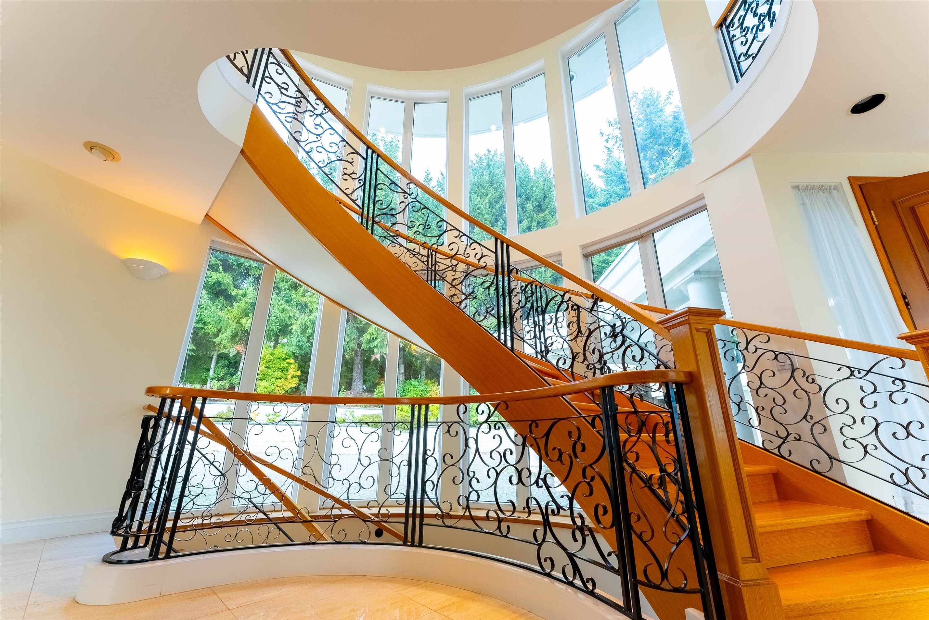 1409 Chartwell Drive, West Vancouver, BC