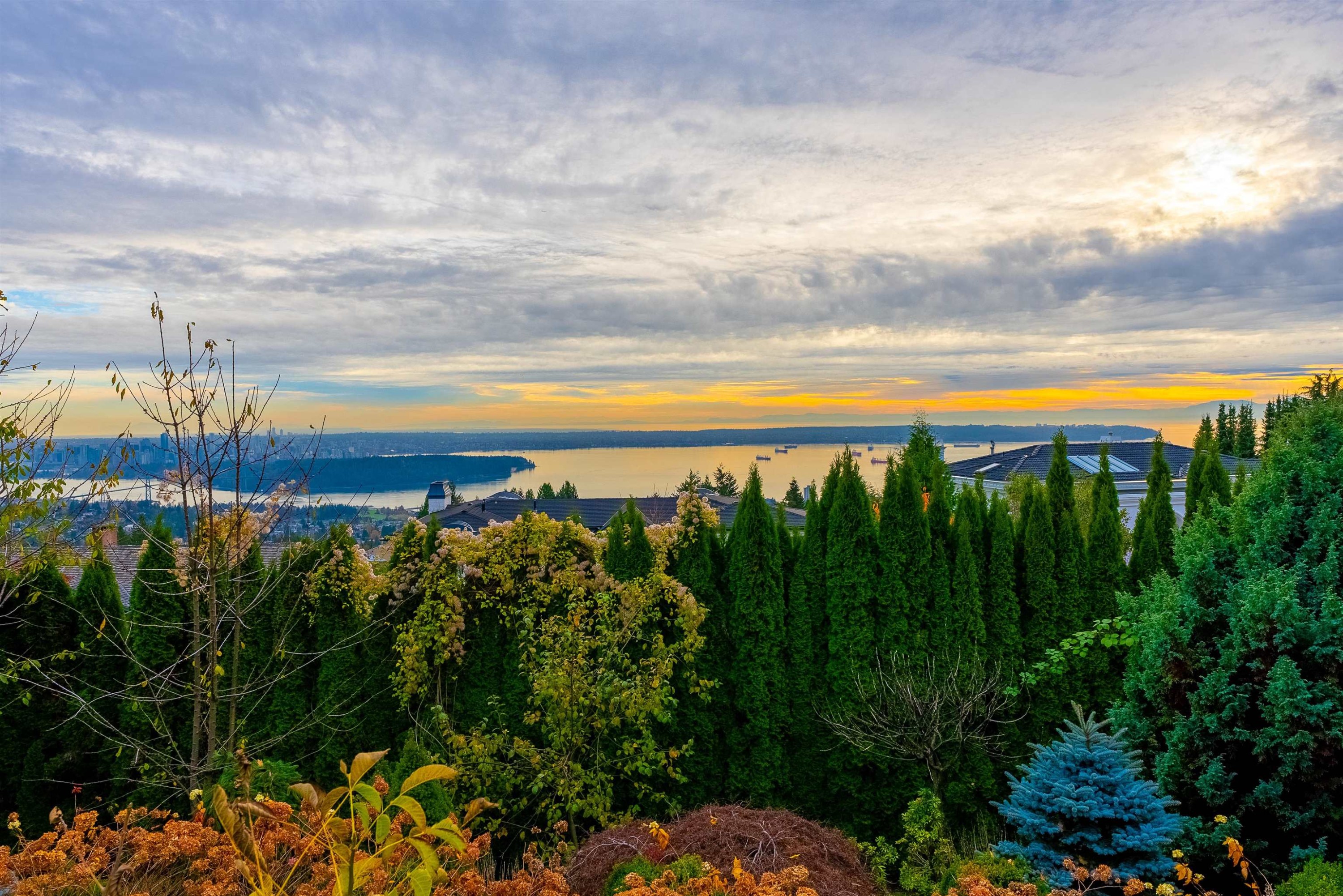 1409 Chartwell Drive, West Vancouver, BC
