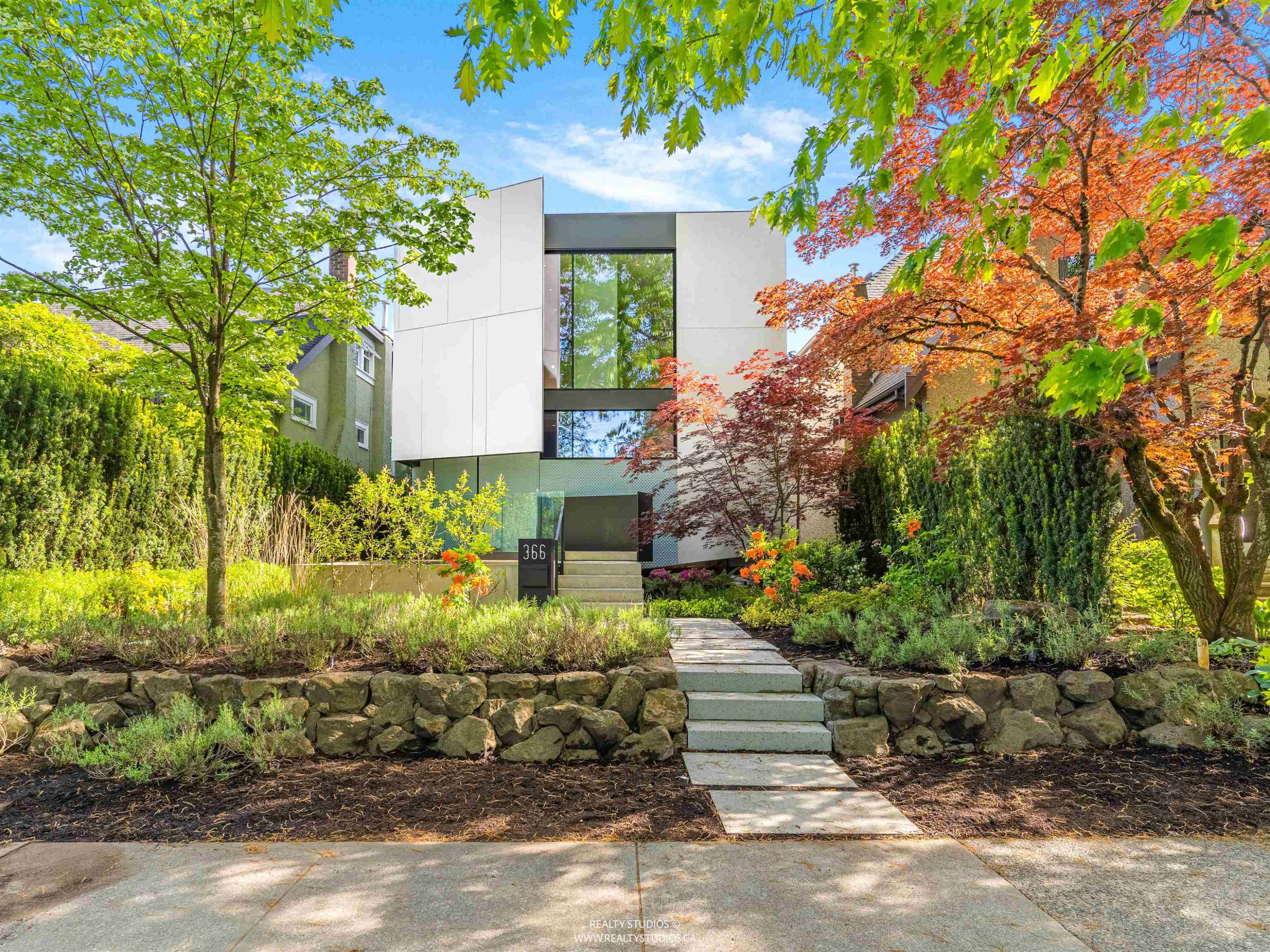 366 22Nd Avenue W, Vancouver, BC