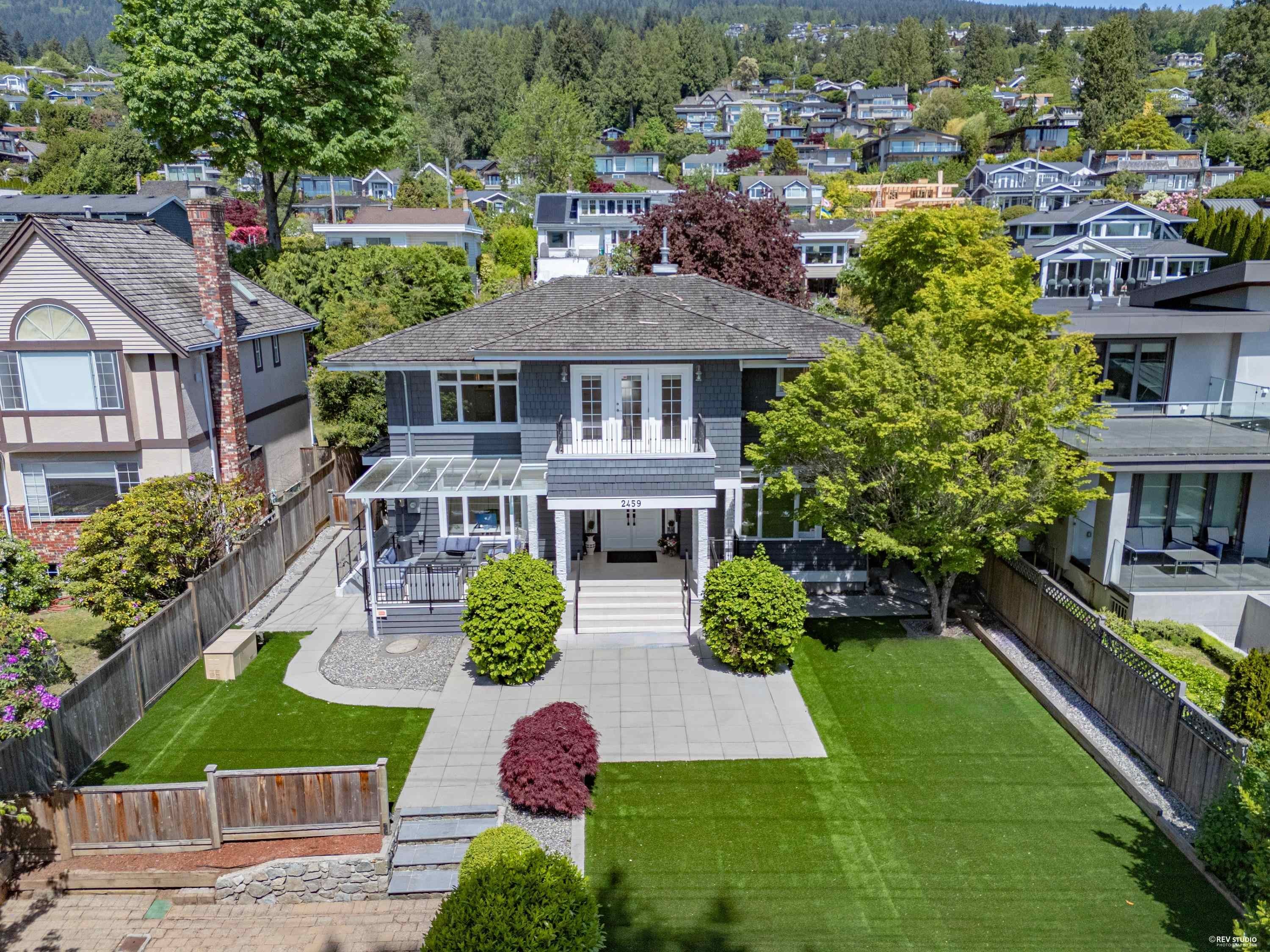 2459 Mathers Avenue, West Vancouver, BC