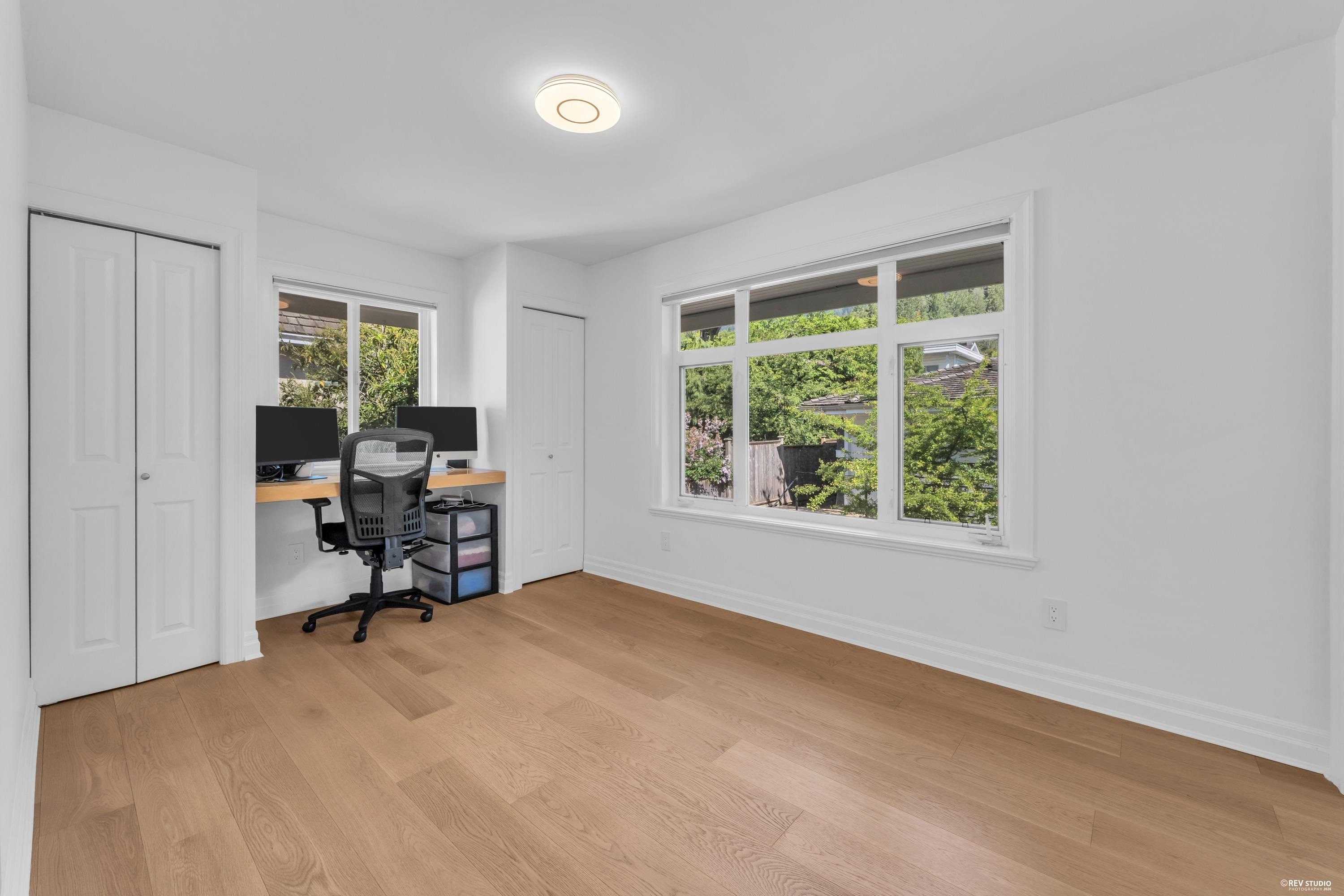 2459 Mathers Avenue, West Vancouver, BC