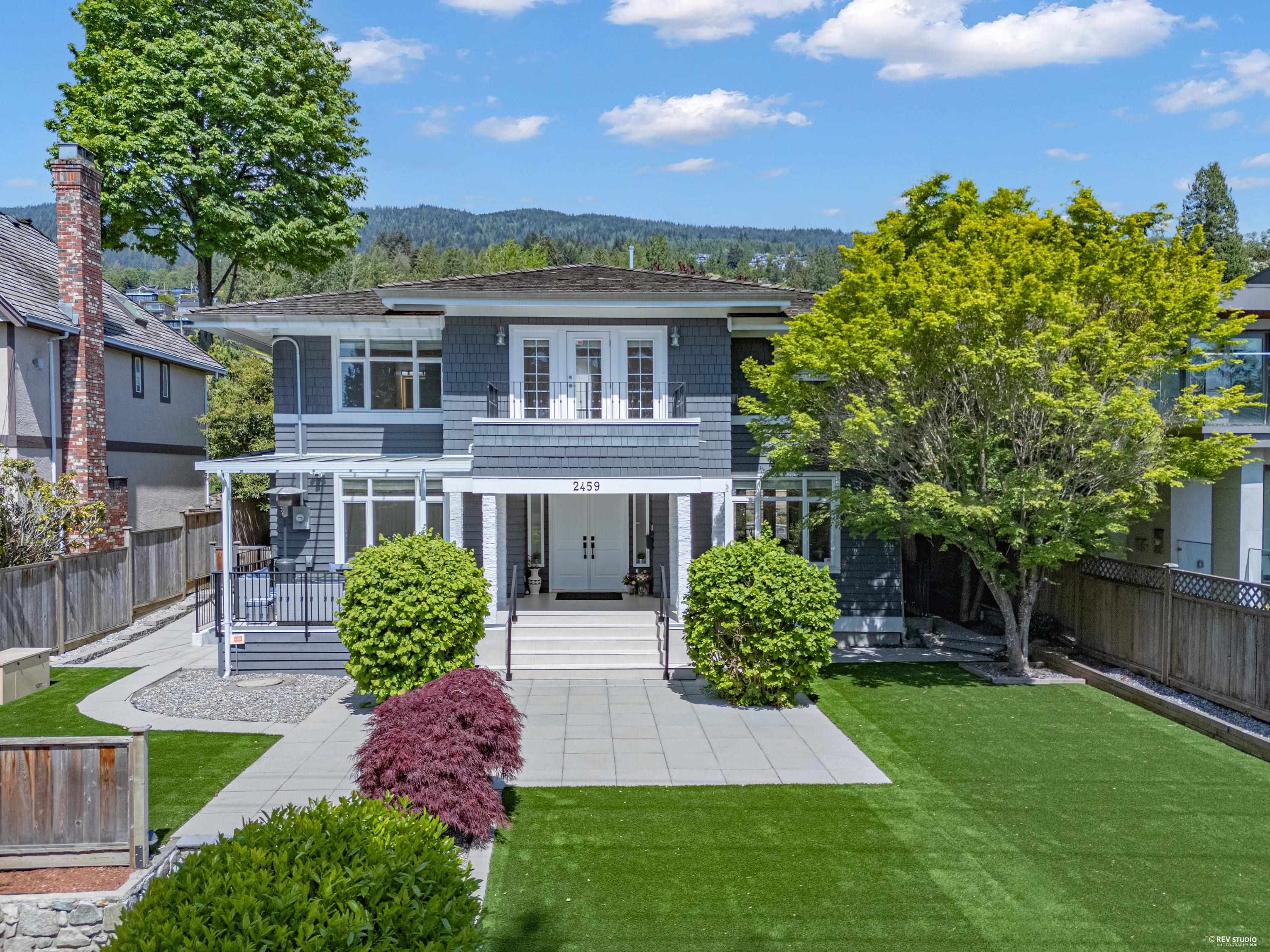 2459 Mathers Avenue, West Vancouver, BC