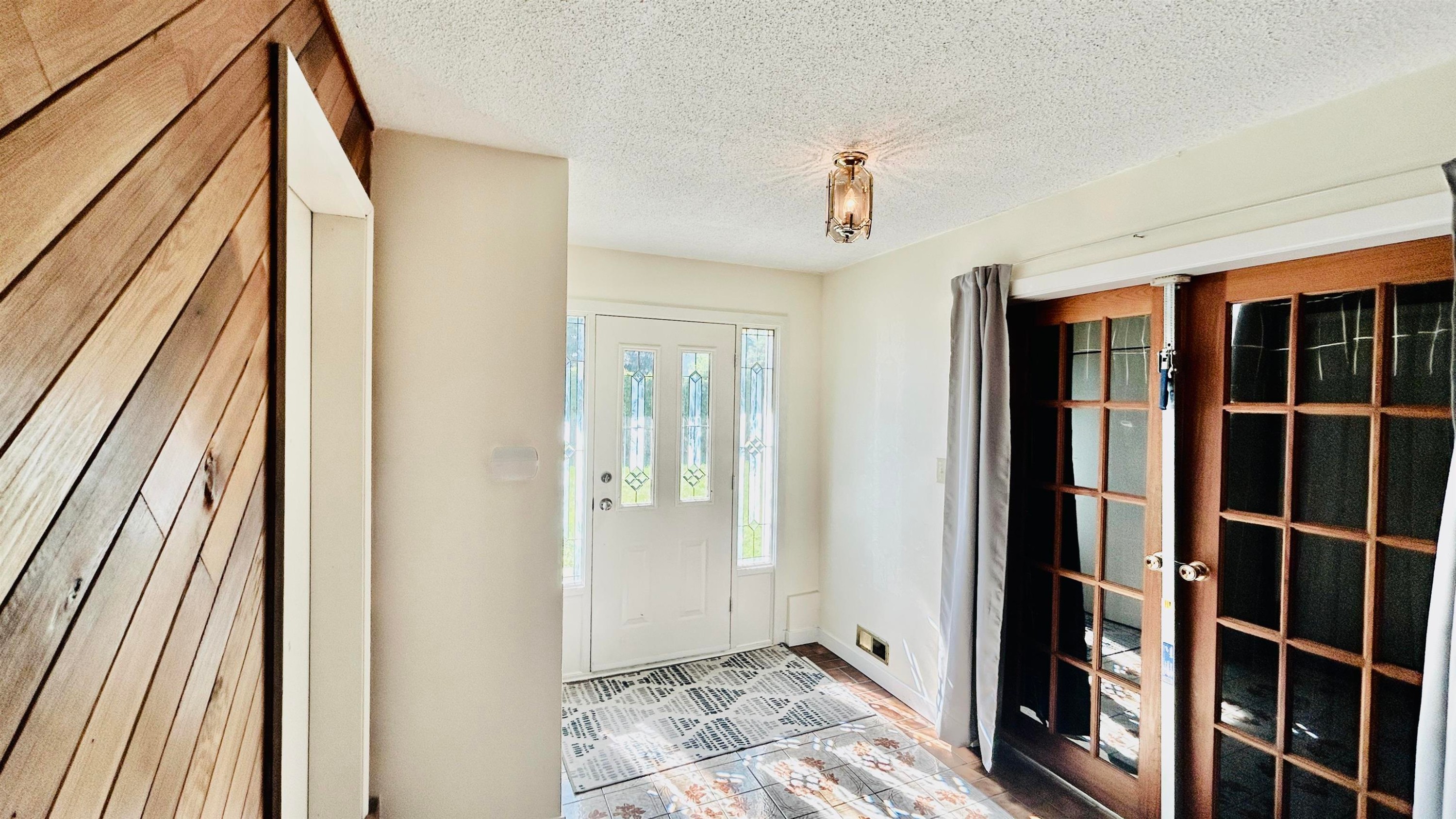 10540 Seaway Road, Richmond, BC
