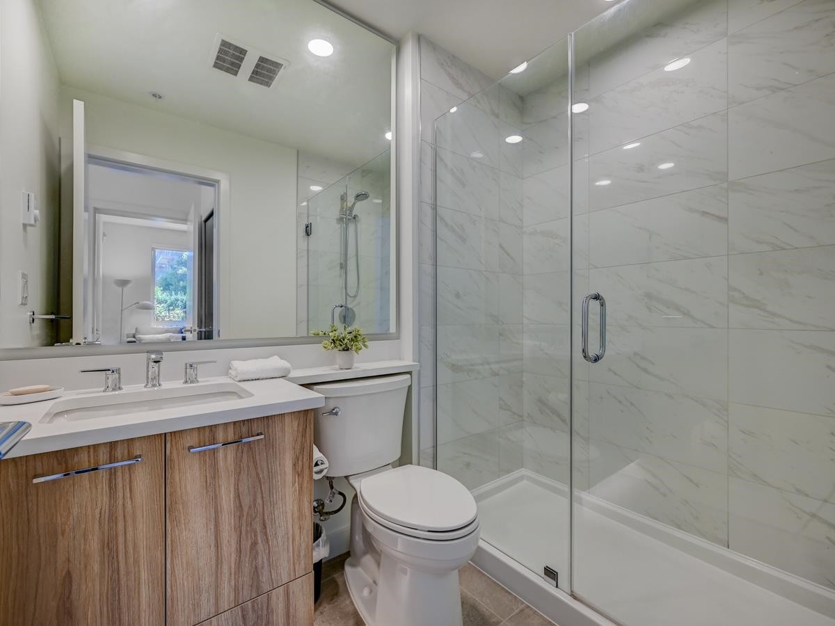 103-7599 15Th Street, Burnaby, BC