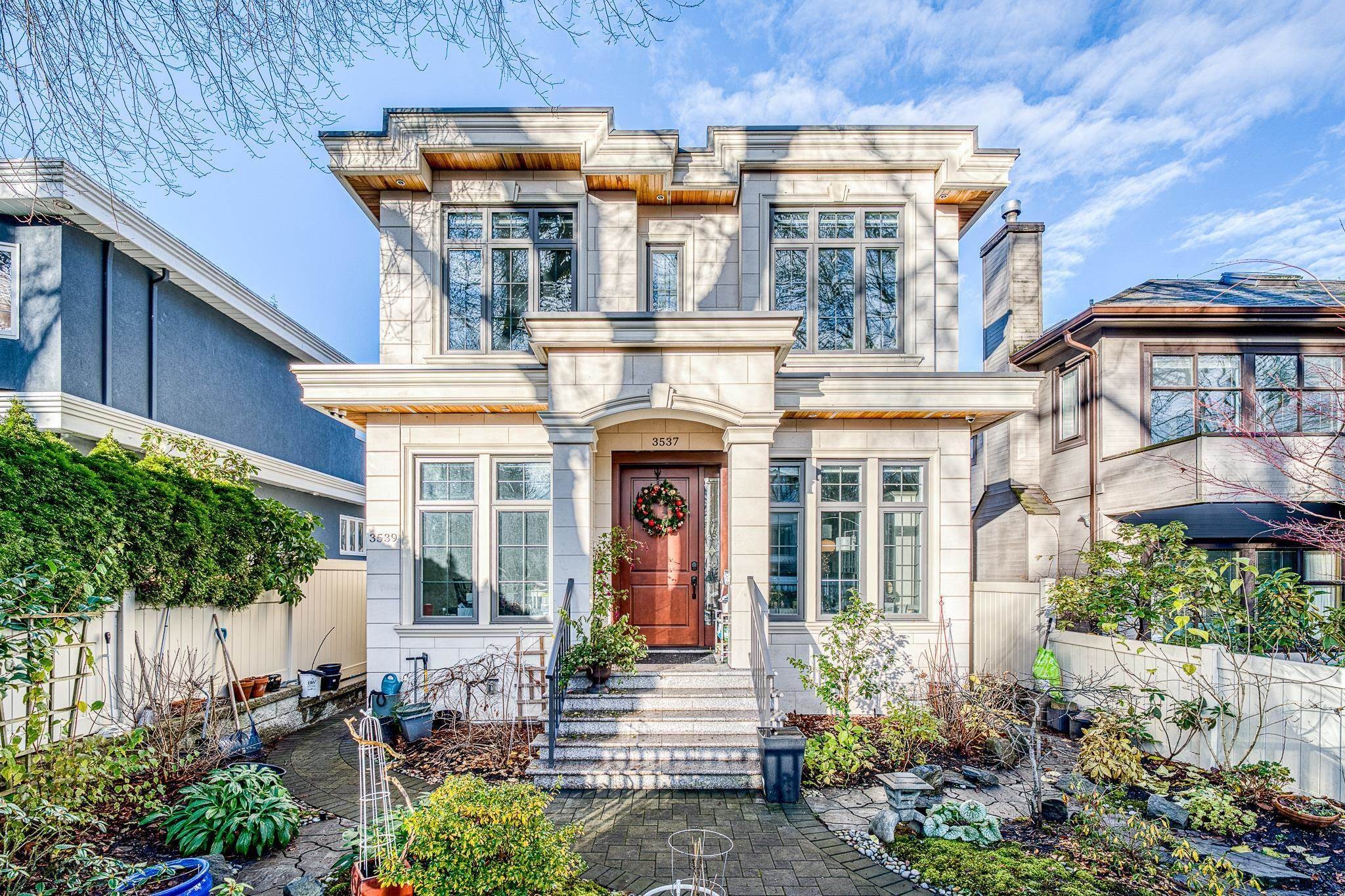 3537 18Th Avenue W, Vancouver, BC