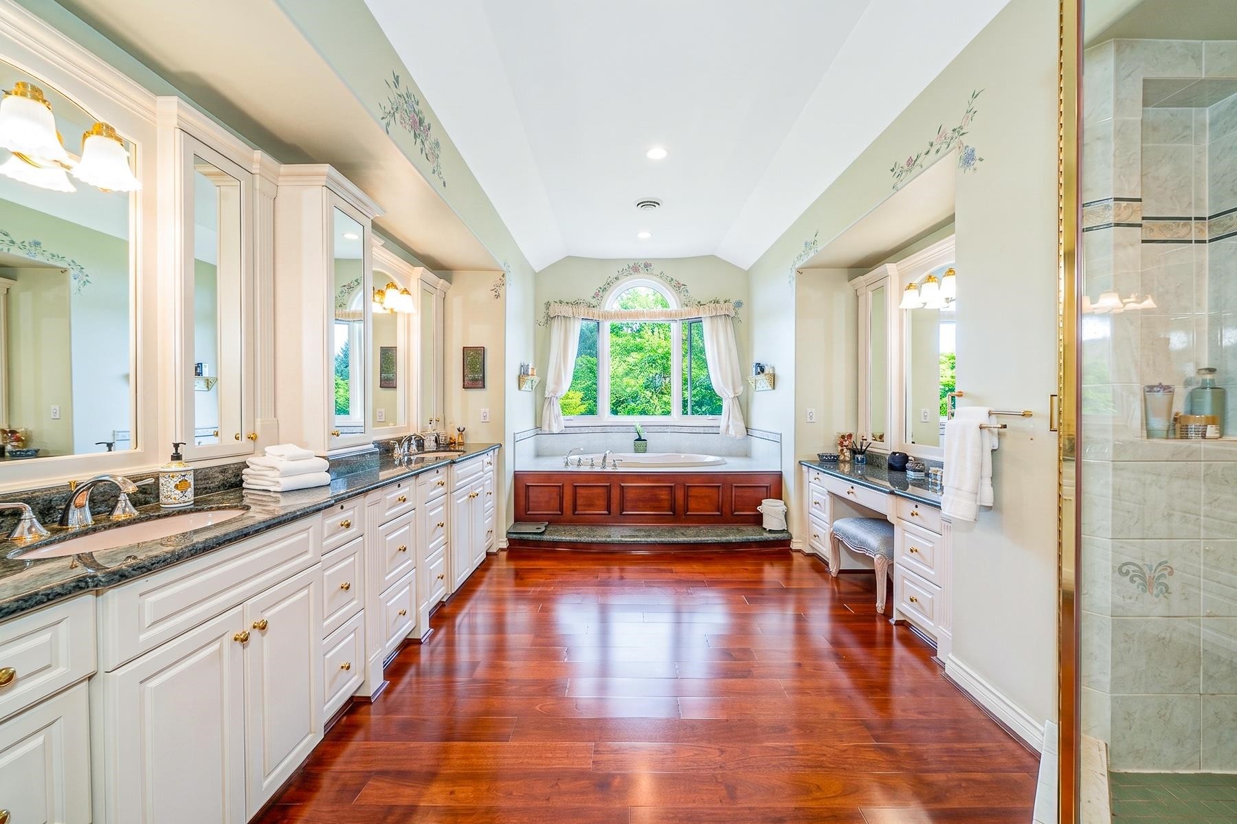 6680 Gibbons Drive, Richmond, BC