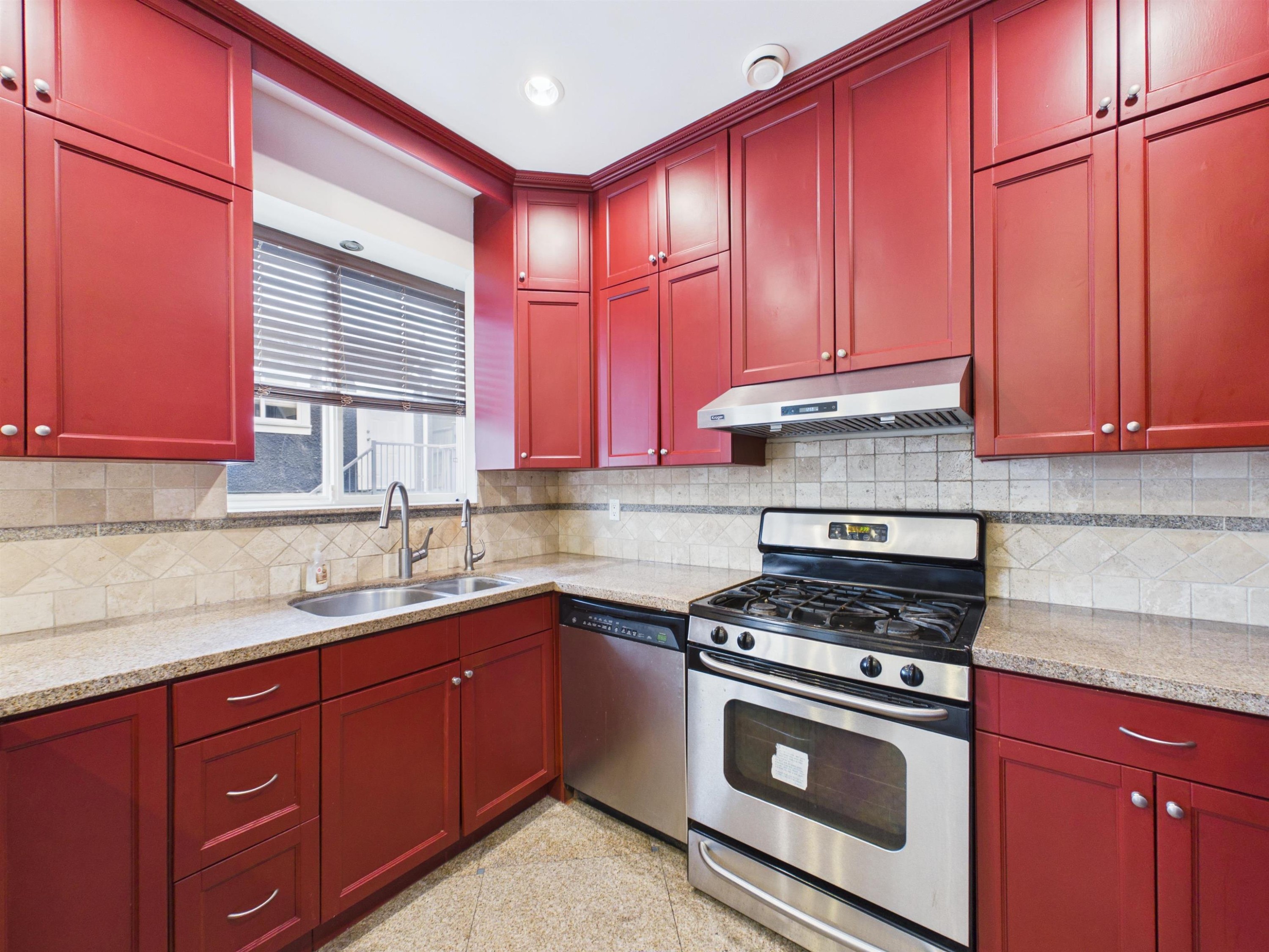 3394 Seaforth Drive, Vancouver, BC