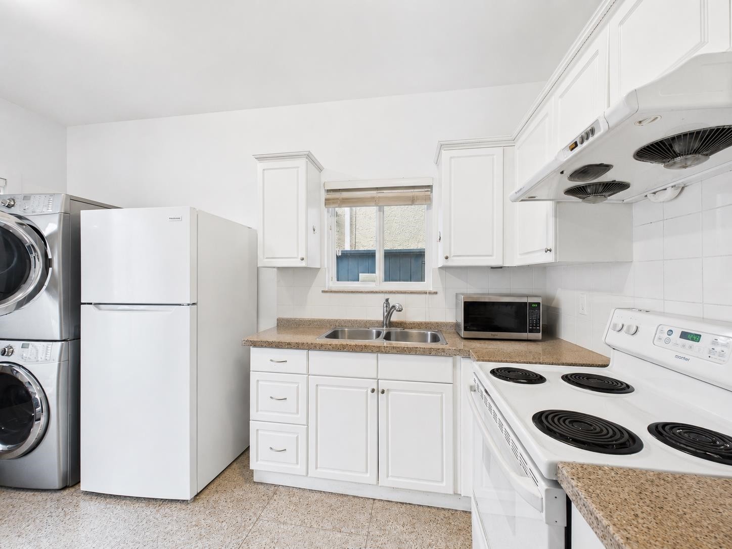 3394 Seaforth Drive, Vancouver, BC