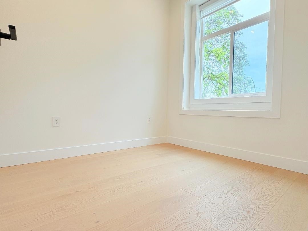2026 32Nd Avenue E, Vancouver, BC