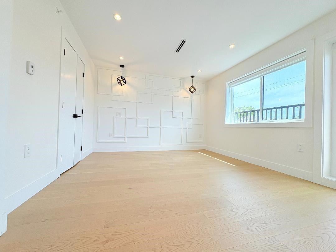 2026 32Nd Avenue E, Vancouver, BC