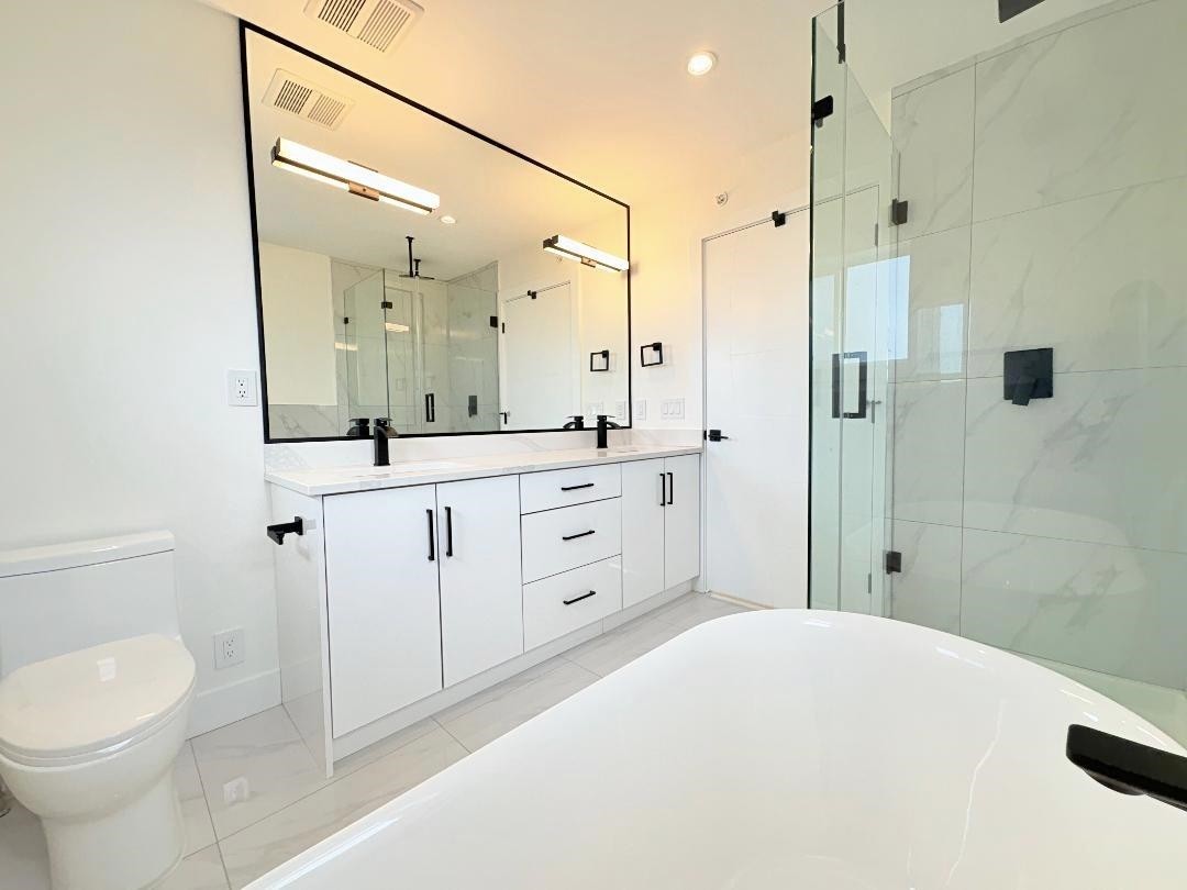2026 32Nd Avenue E, Vancouver, BC