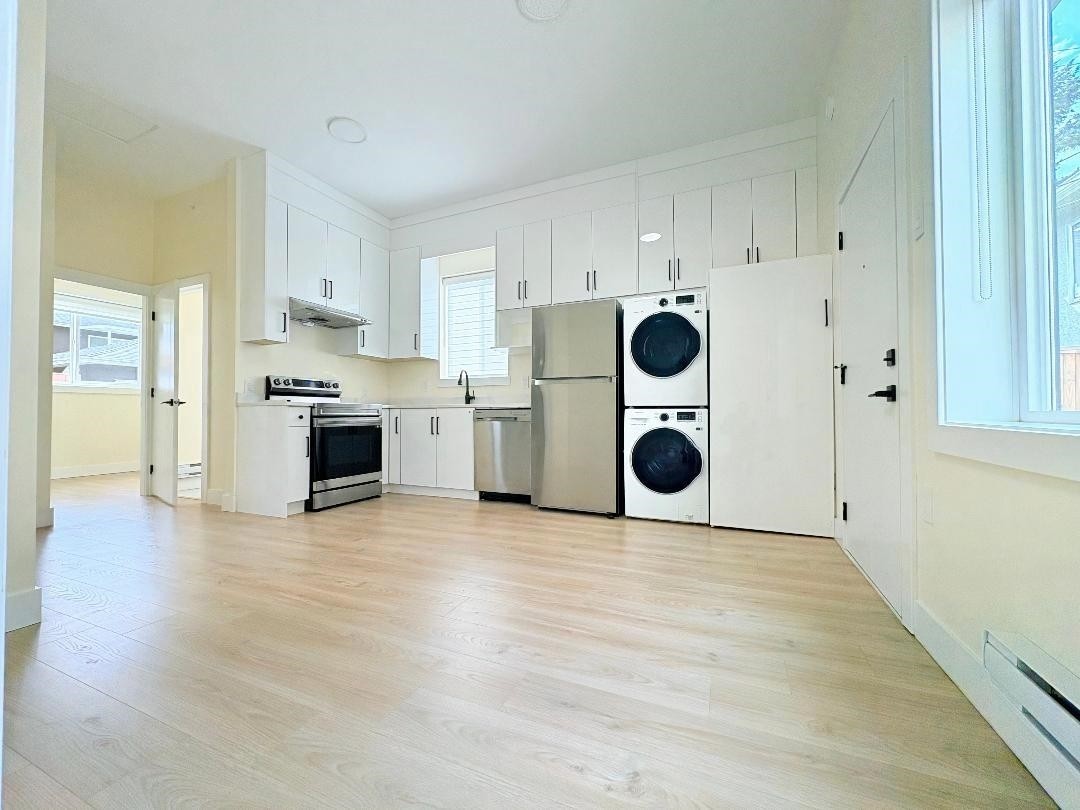 2026 32Nd Avenue E, Vancouver, BC