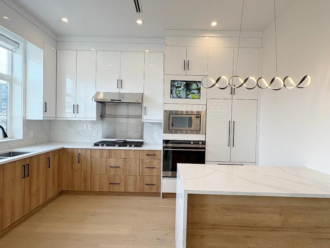 2026 32Nd Avenue E, Vancouver, BC