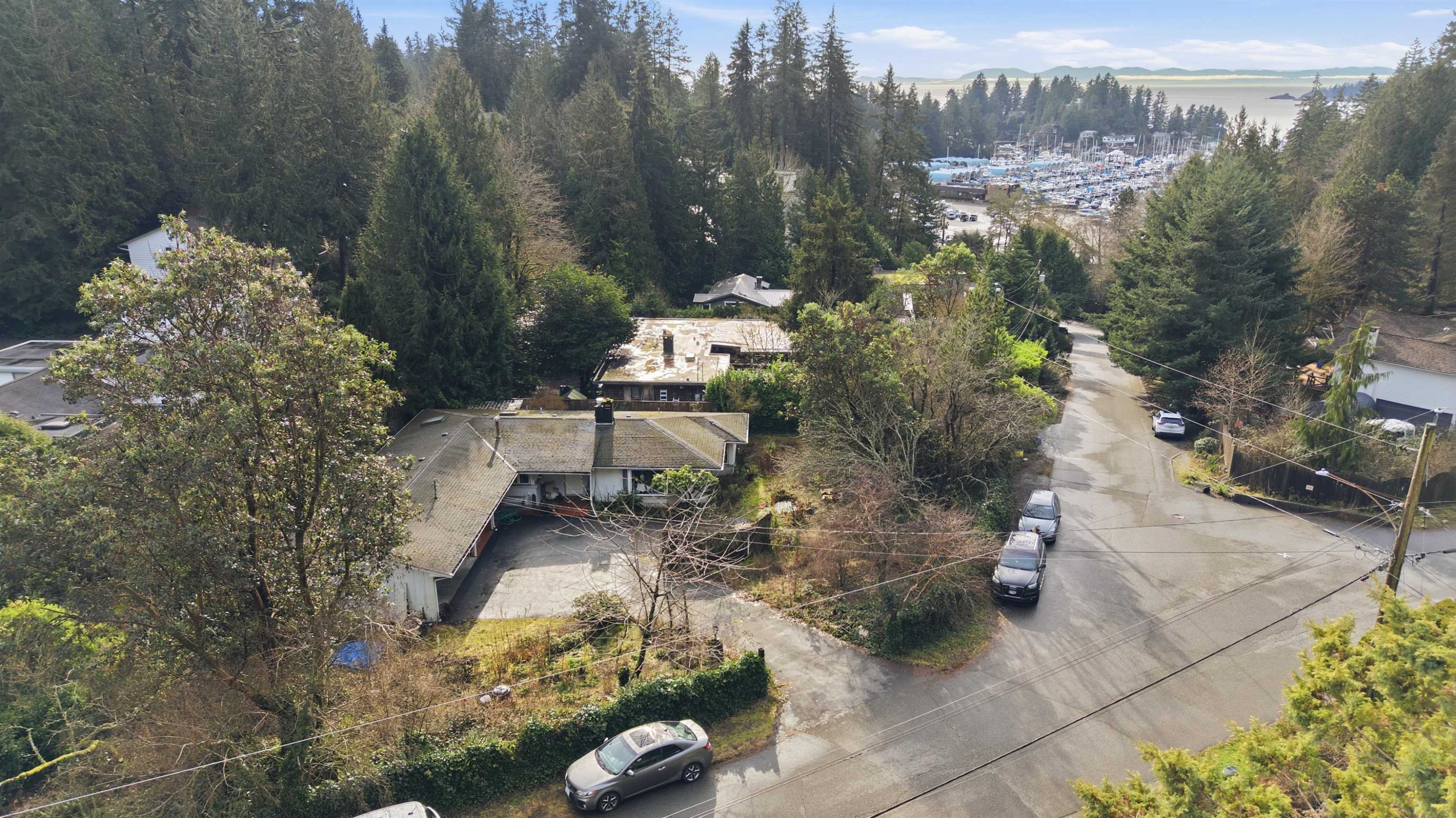 5757 Cranley Drive, West Vancouver, BC