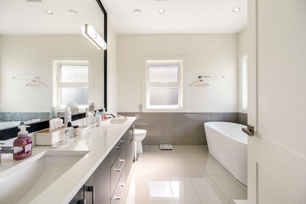 5466 Moncton Street, Richmond, BC