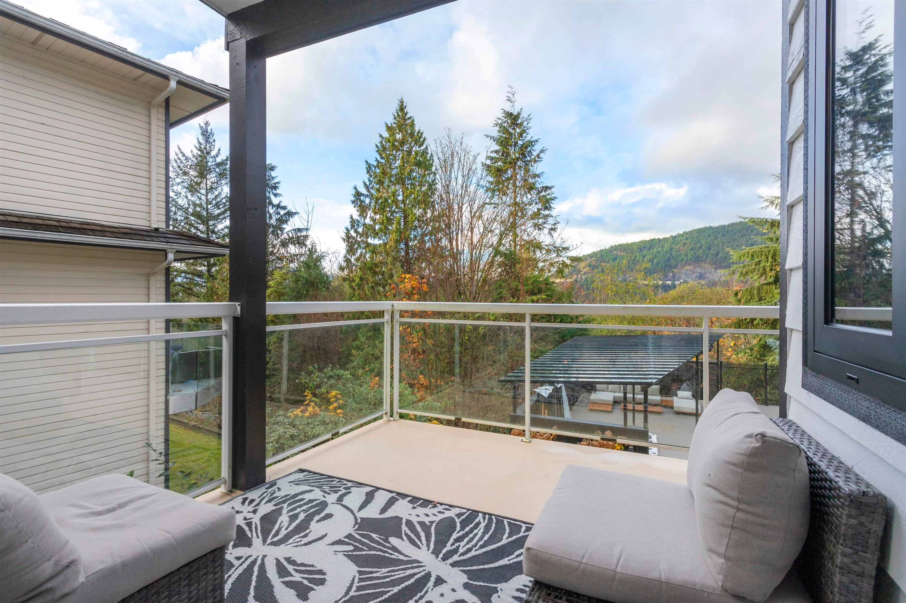 5485 Keith Road, West Vancouver, BC