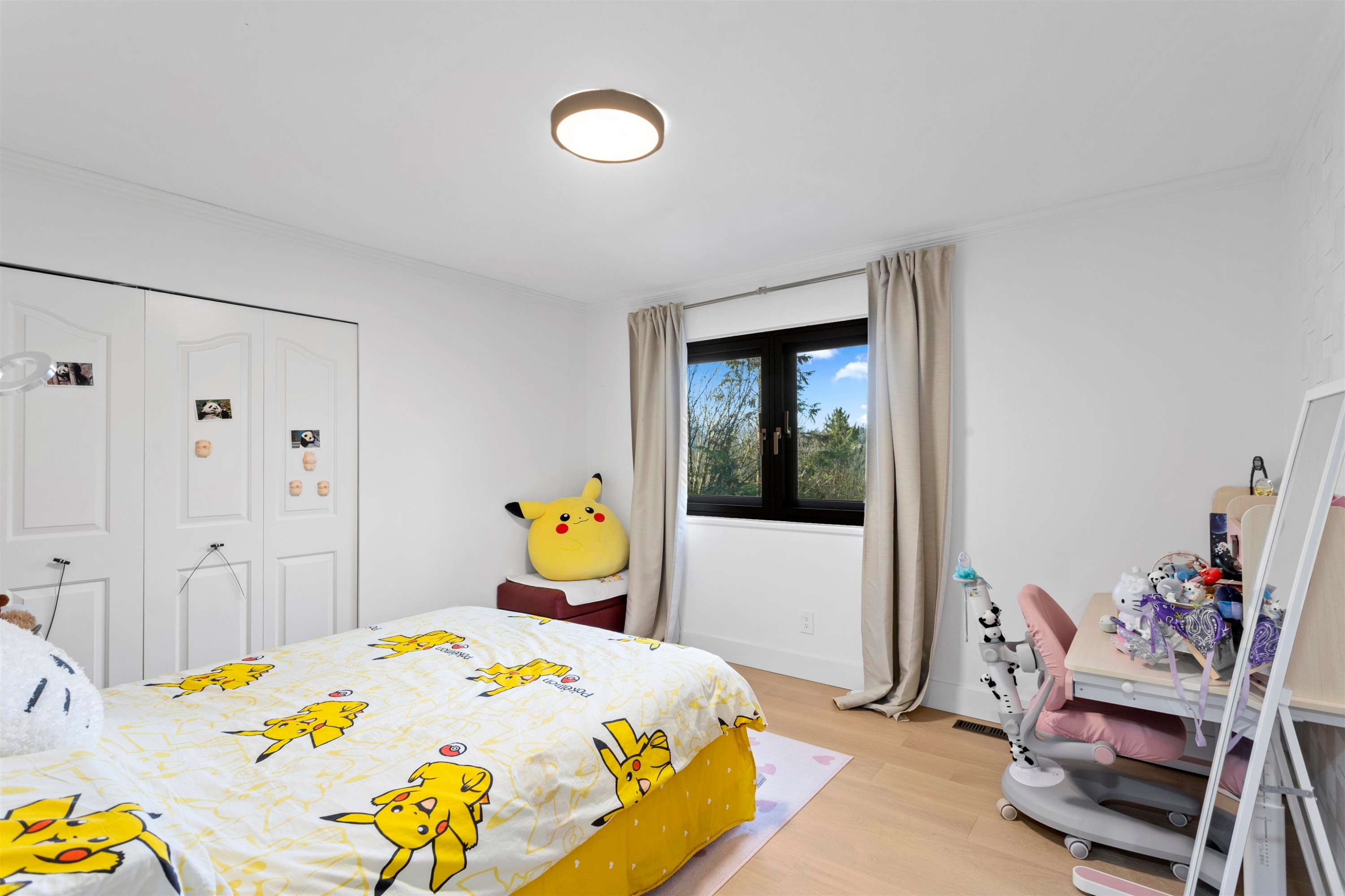 5485 Keith Road, West Vancouver, BC