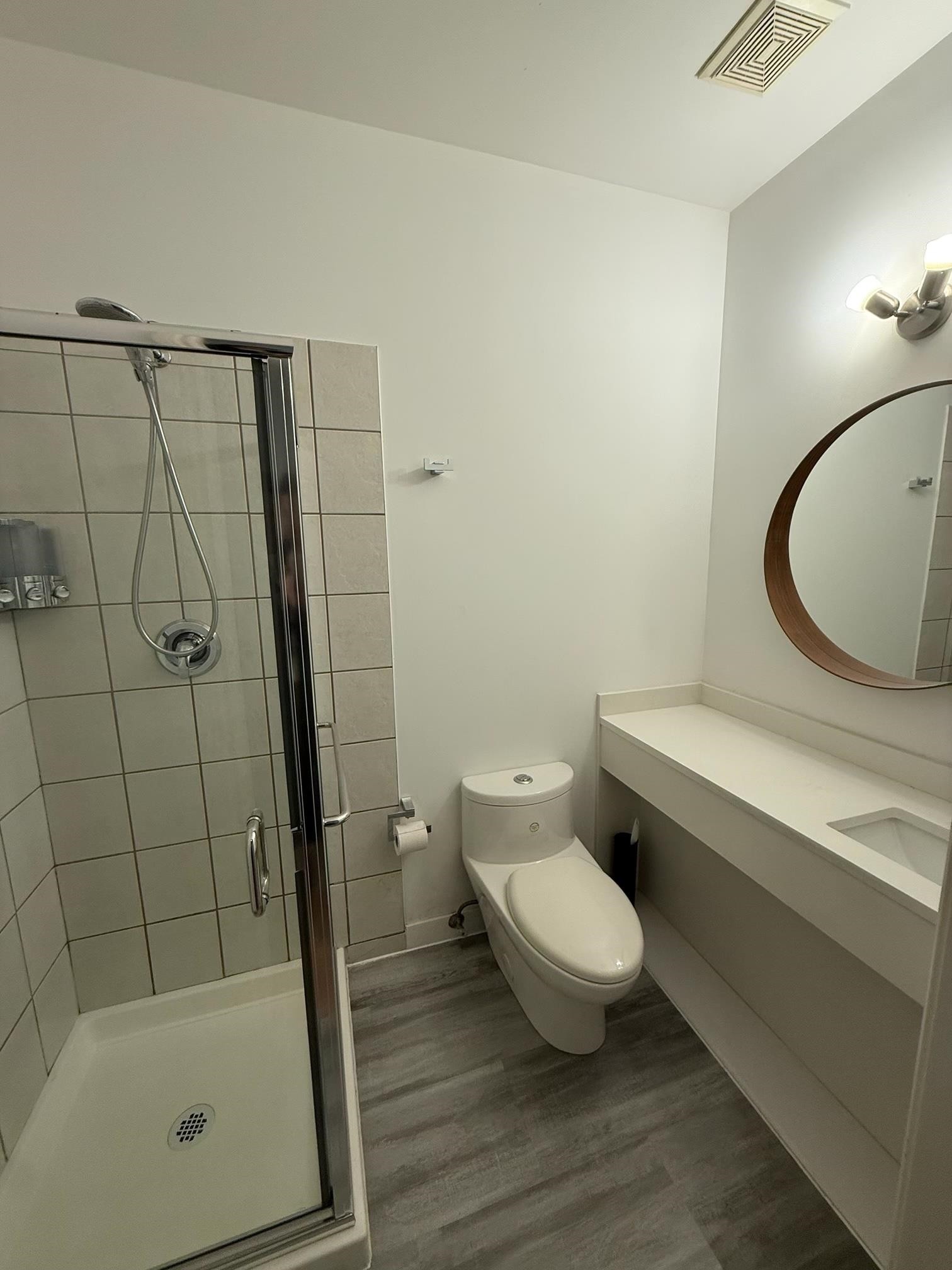 5485 Keith Road, West Vancouver, BC