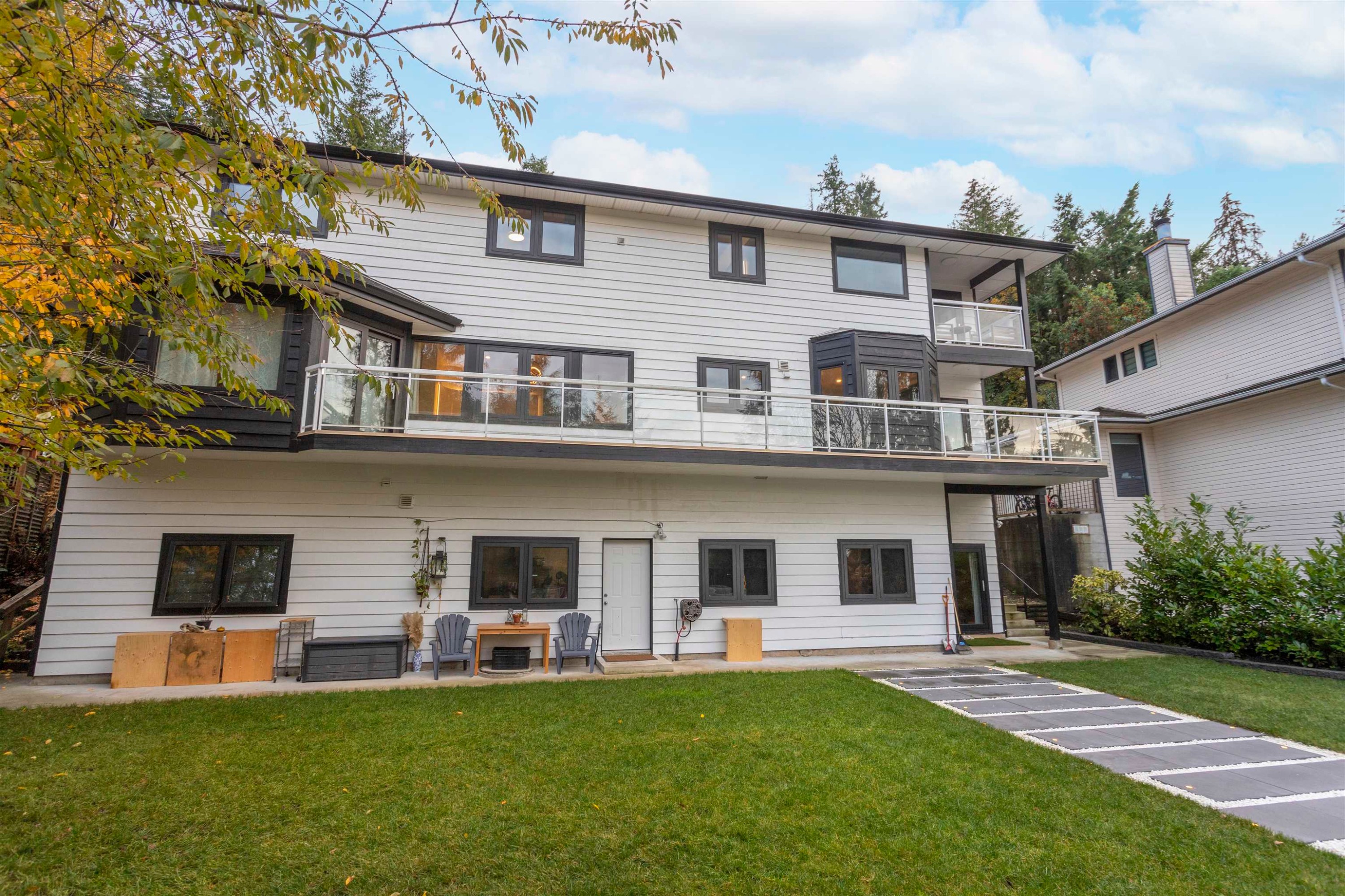 5485 Keith Road, West Vancouver, BC