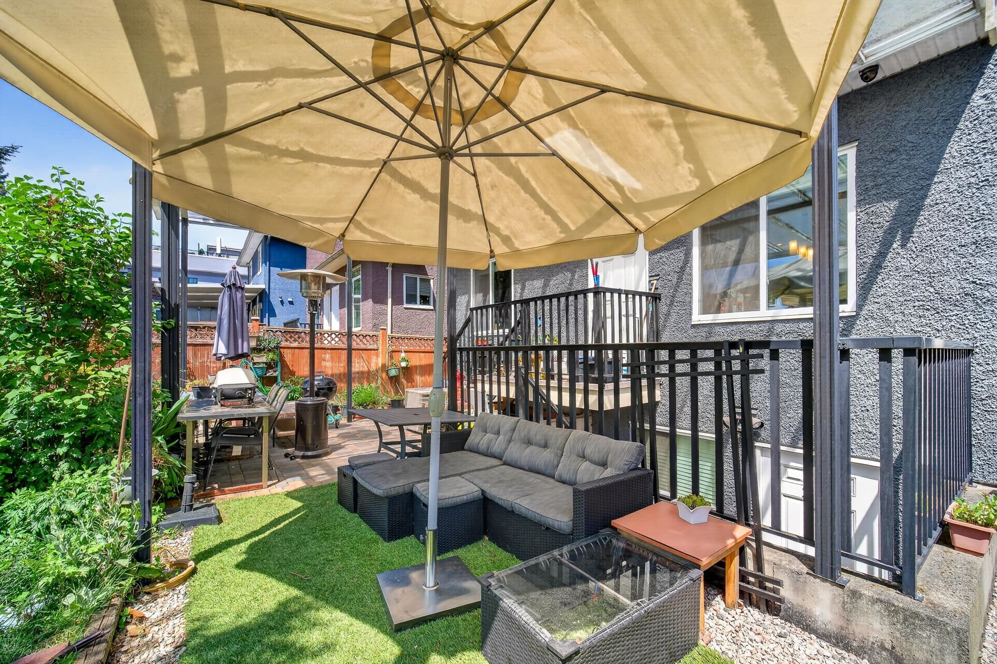 3034 Kings Avenue, Vancouver, BC