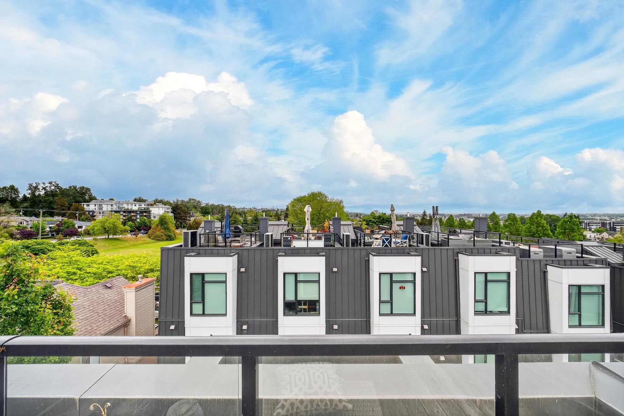 7601 Yukon Street, Vancouver, BC