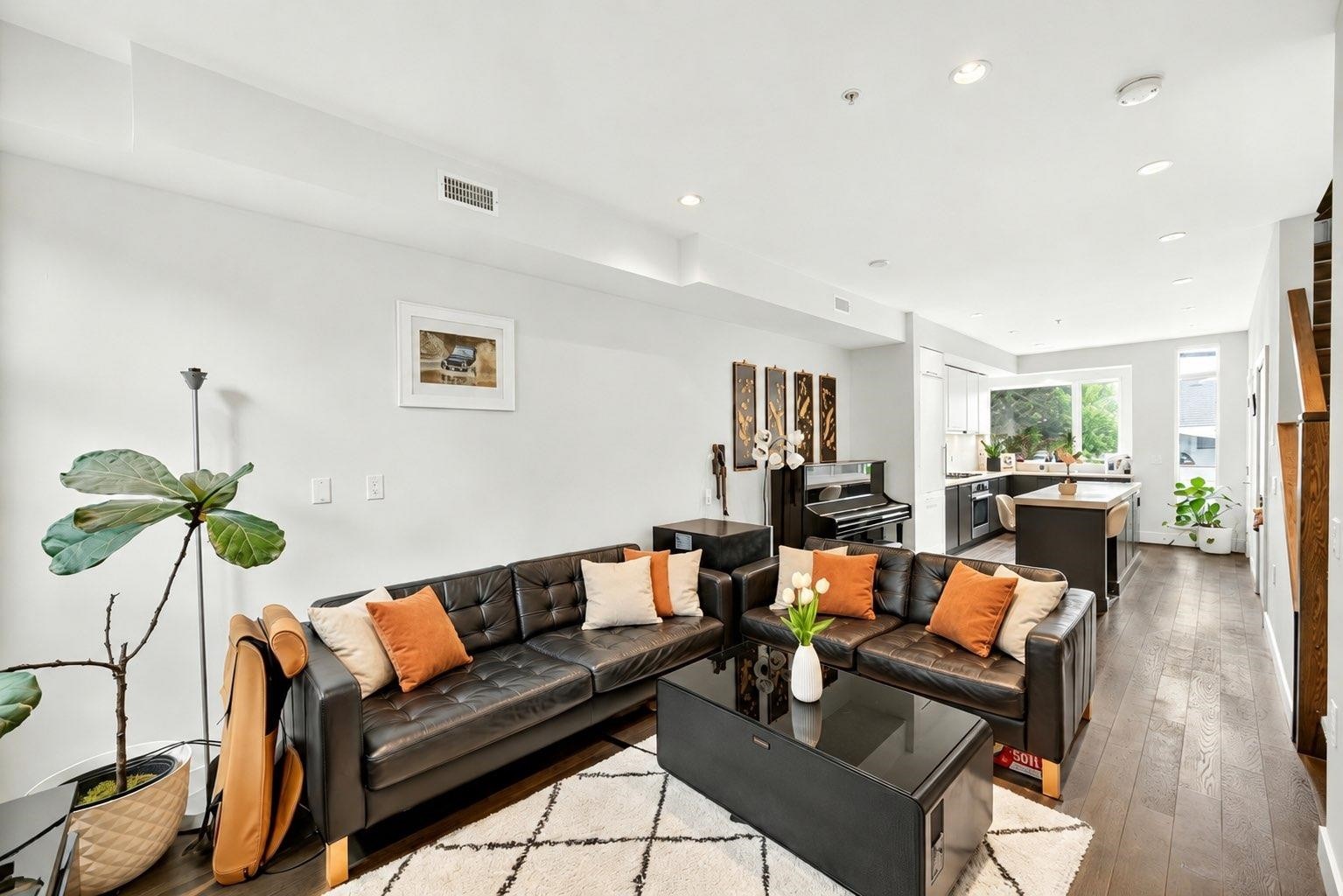 7601 Yukon Street, Vancouver, BC