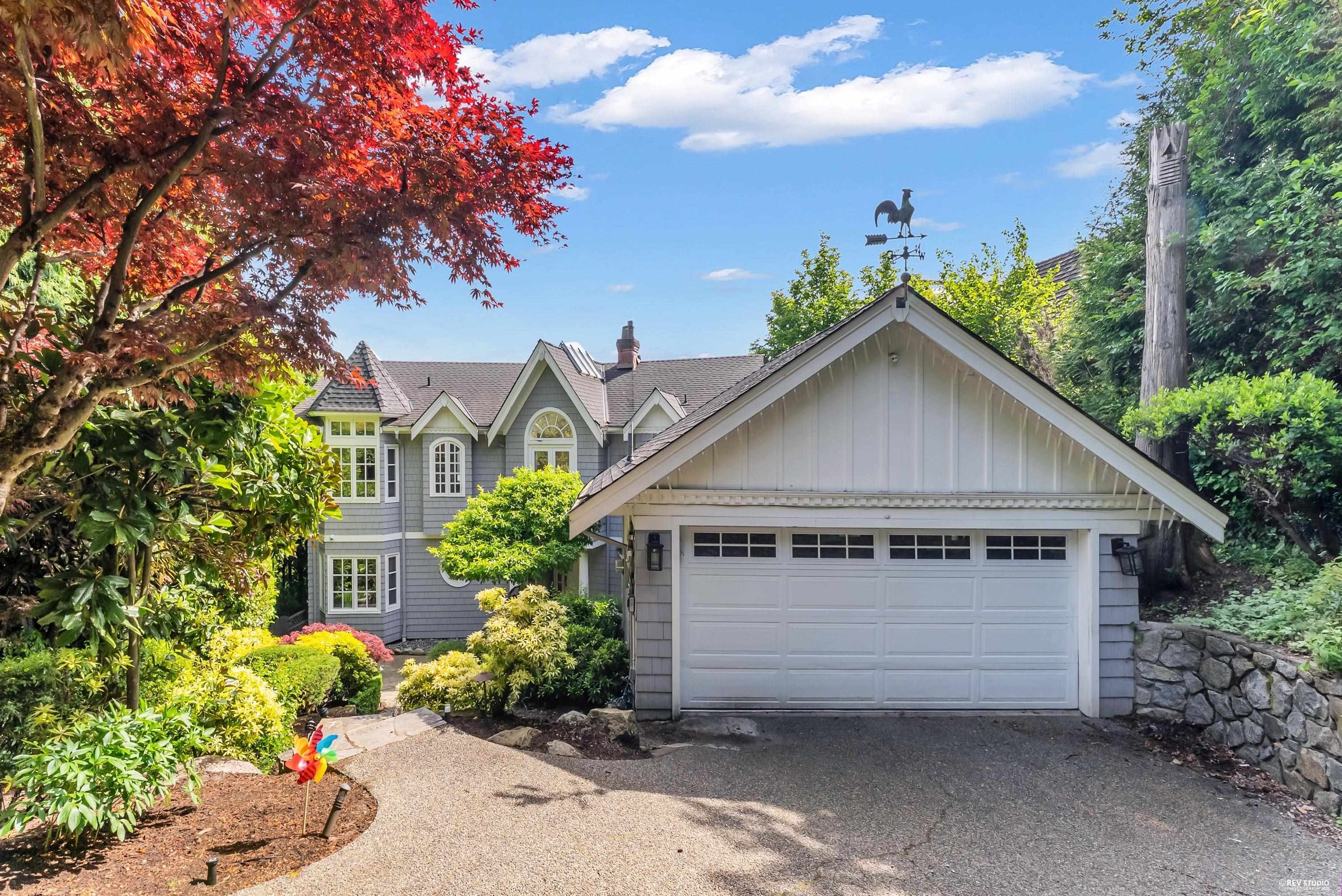 880 Younette Drive, West Vancouver, BC