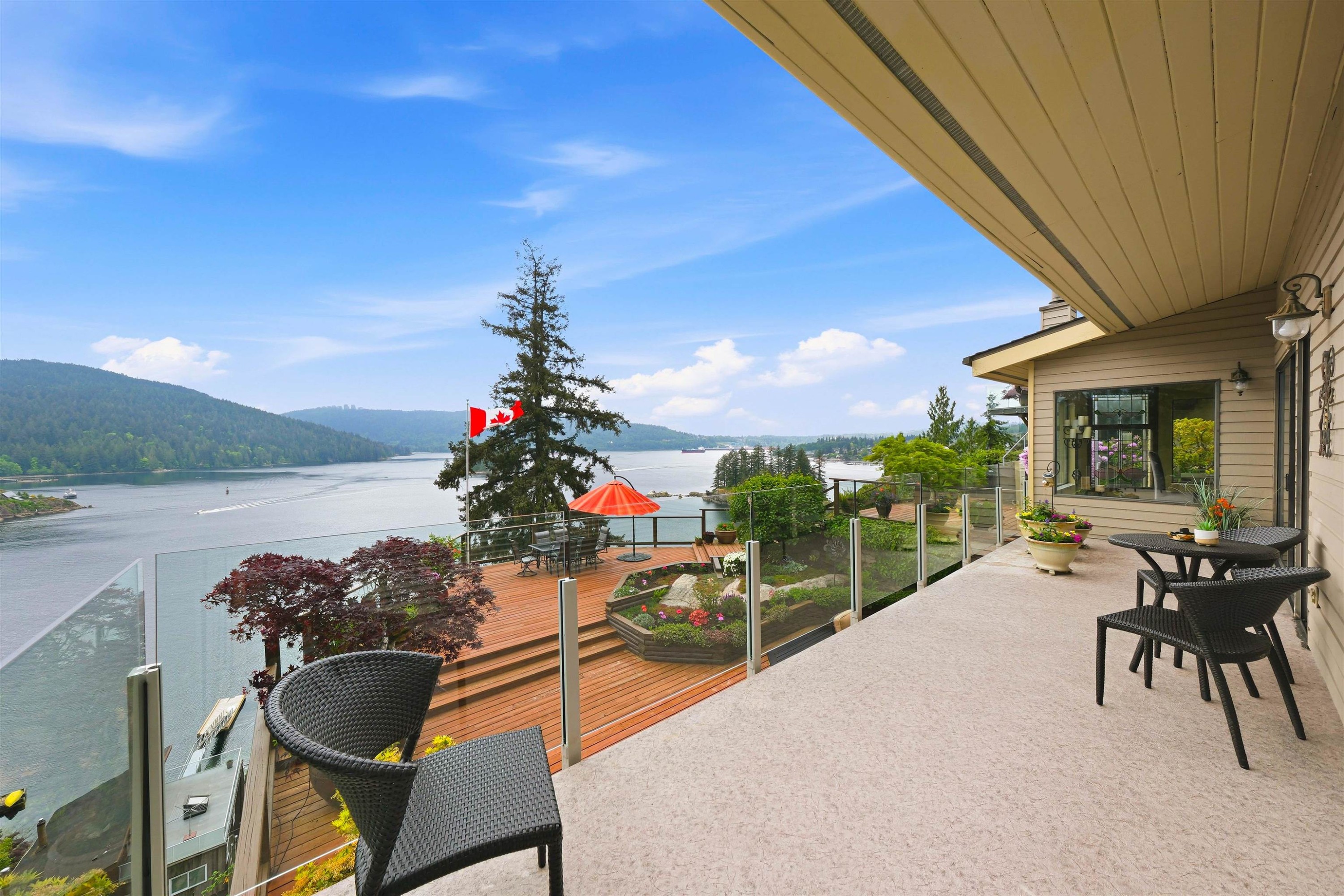 1584 Look Out Point, North Vancouver, BC
