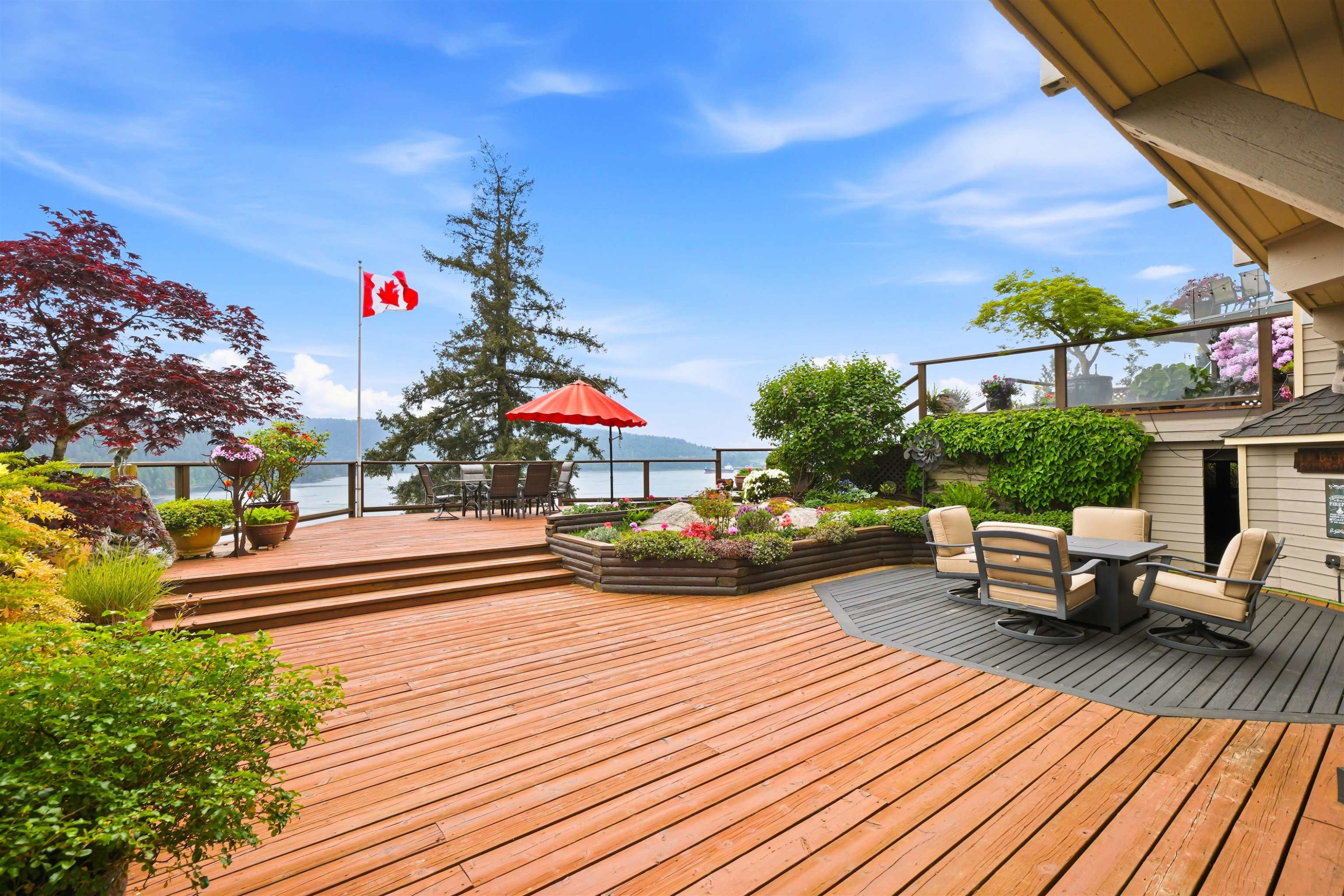 1584 Look Out Point, North Vancouver, BC