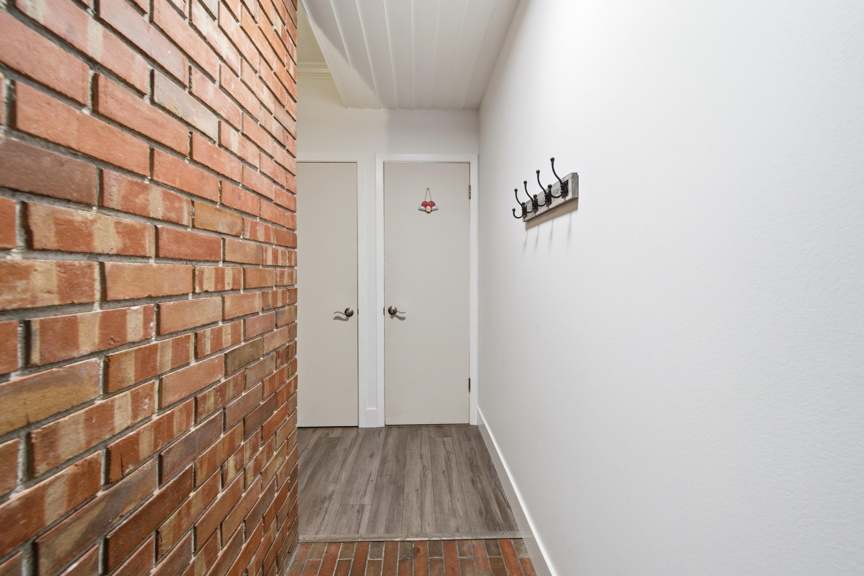 5416 Yew Street, Vancouver, BC