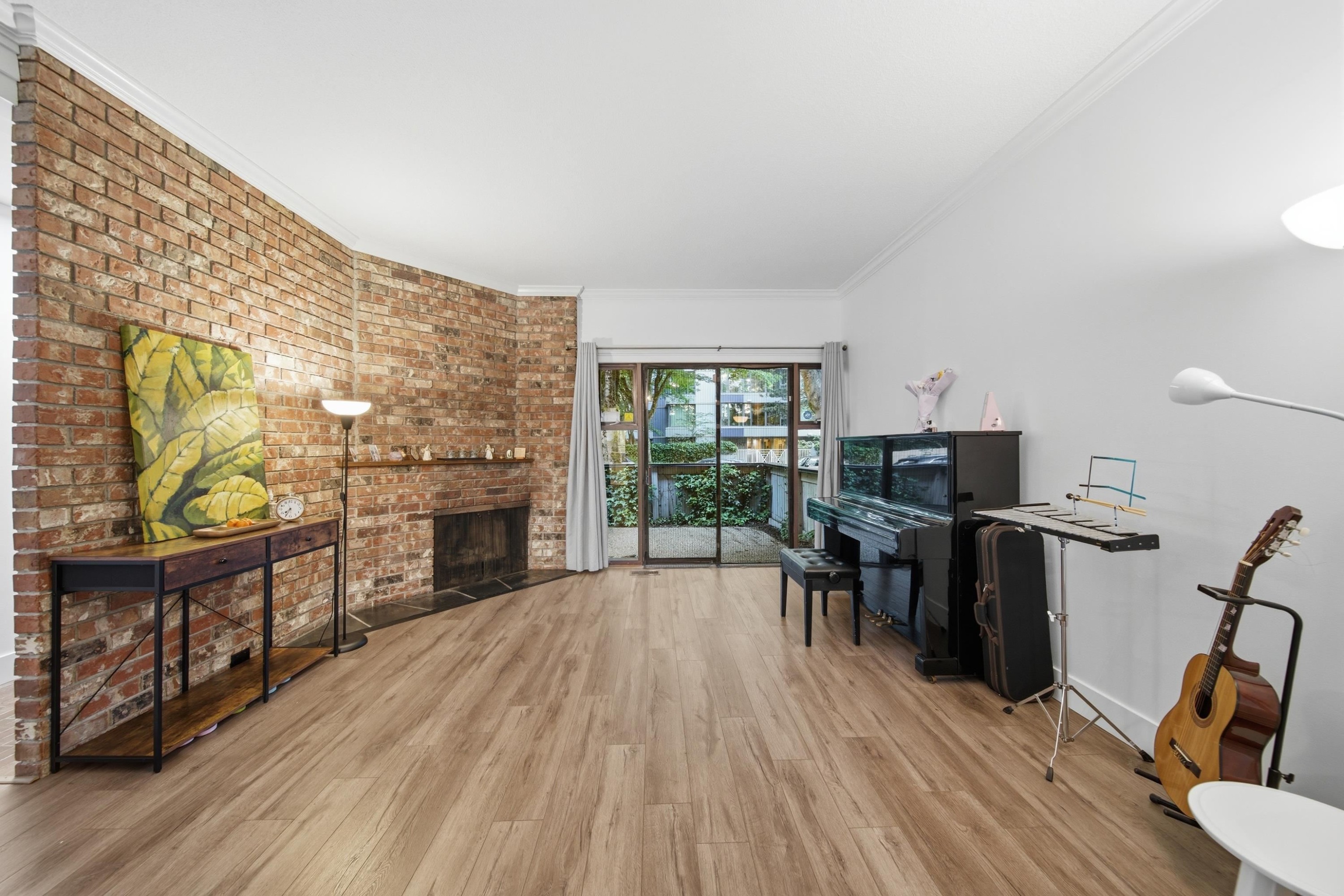 5416 Yew Street, Vancouver, BC