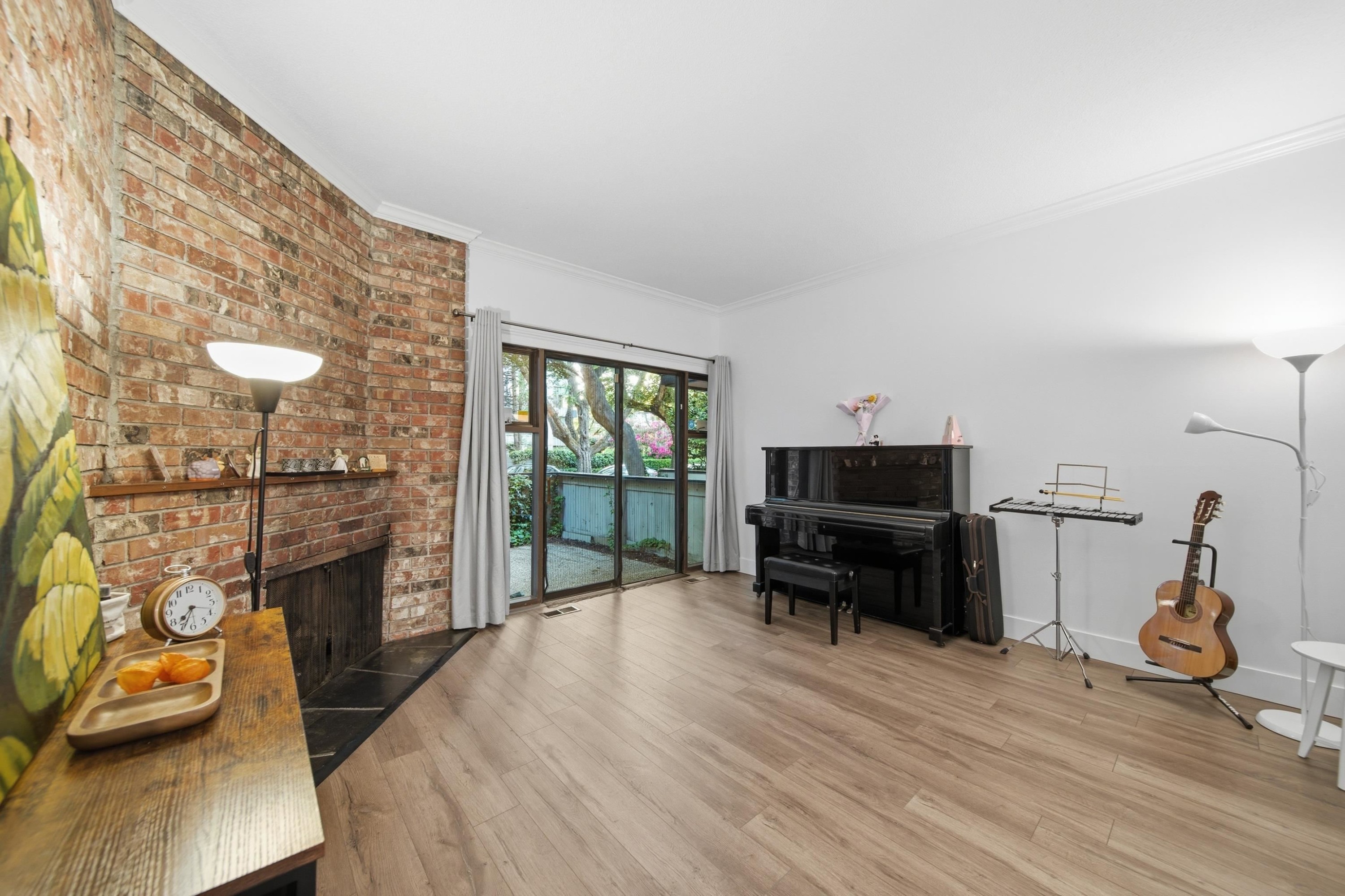 5416 Yew Street, Vancouver, BC