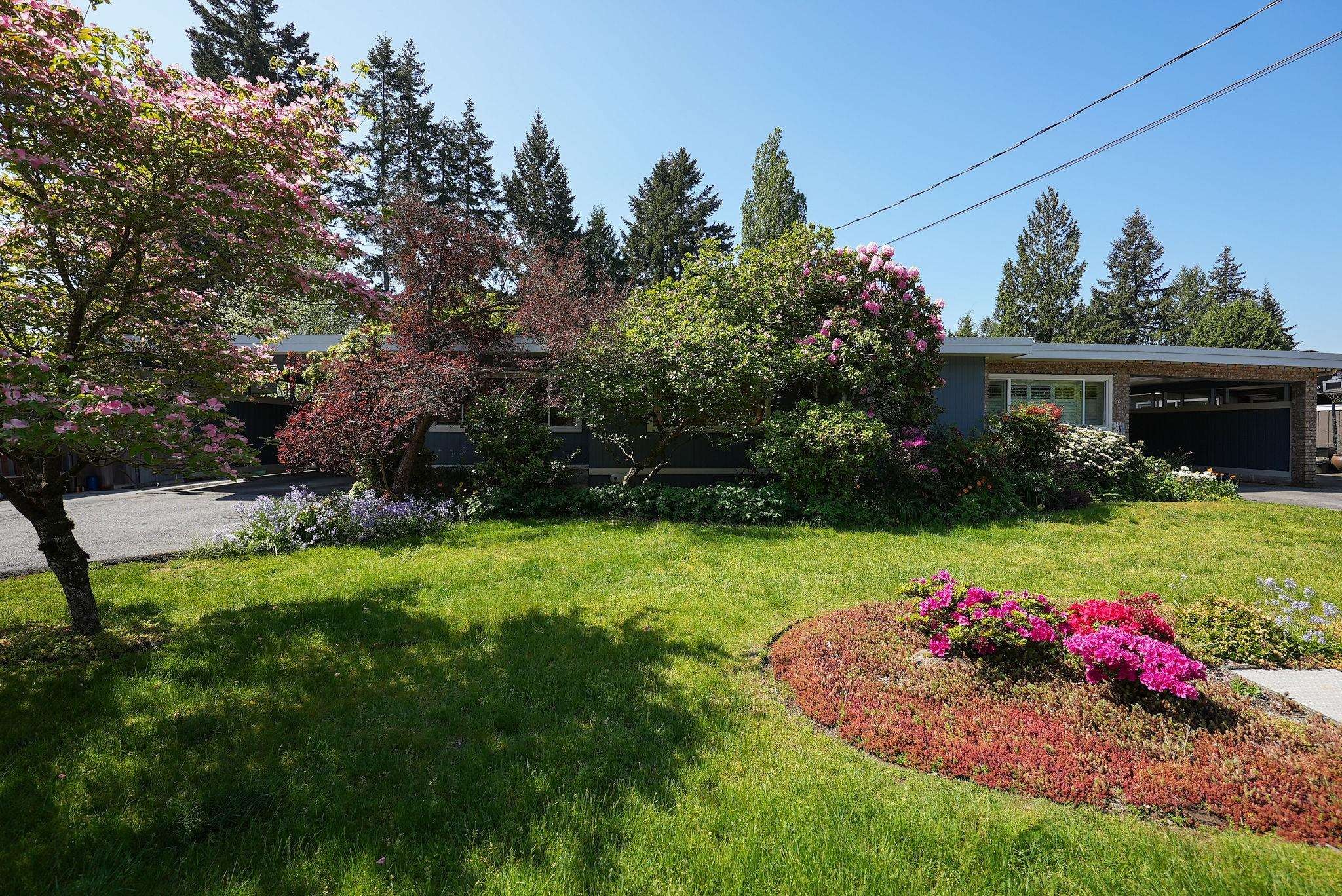 3665 Edgemont Boulevard, North Vancouver, BC