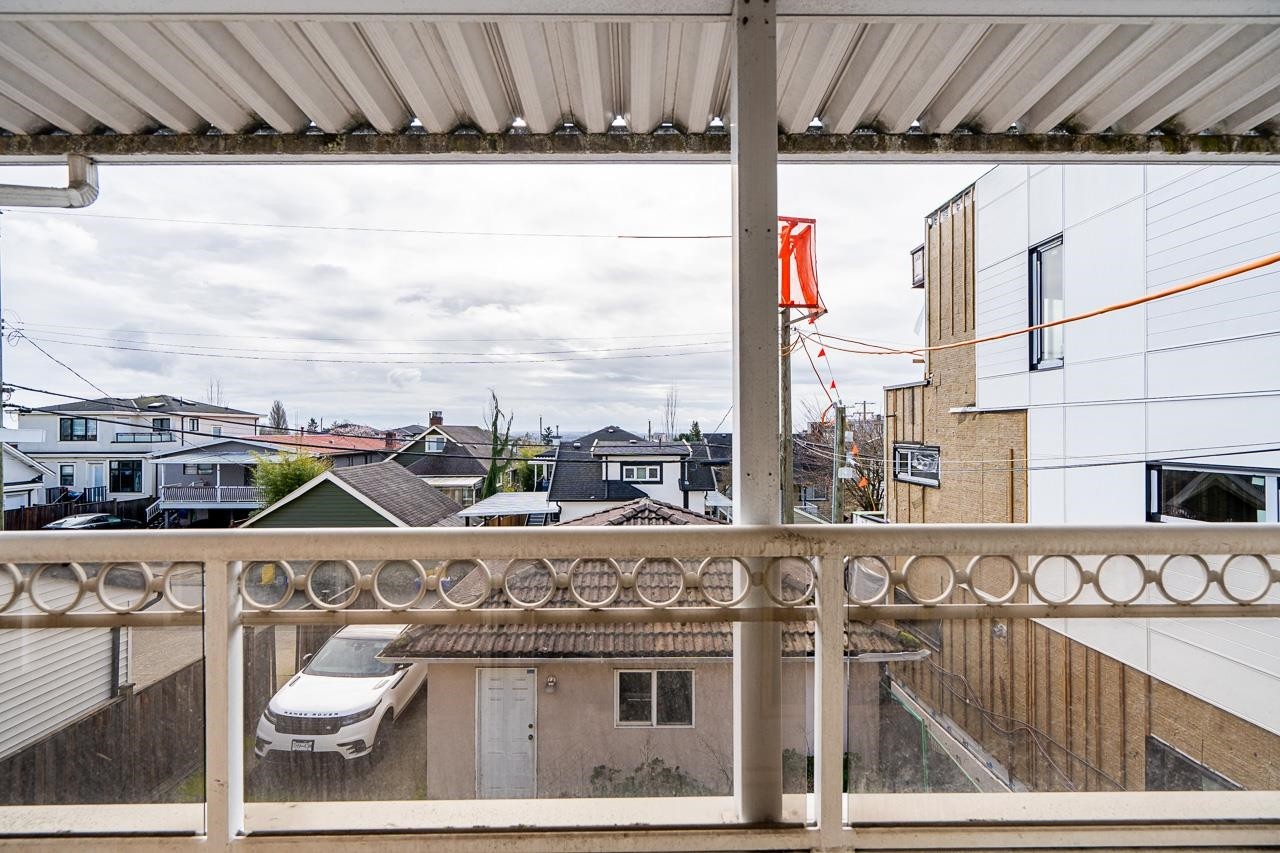 726 56Th Avenue E, Vancouver, BC