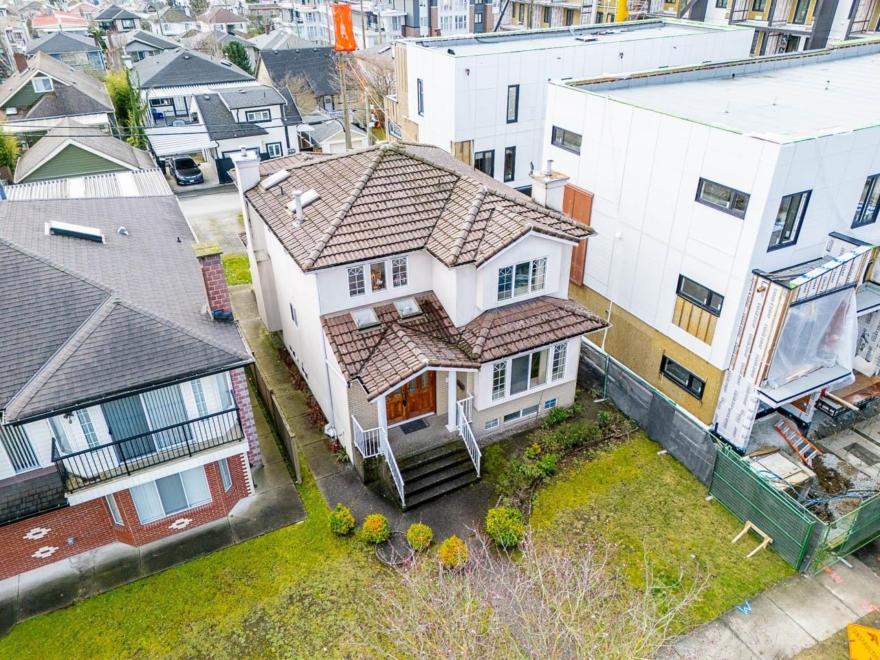 726 56Th Avenue E, Vancouver, BC